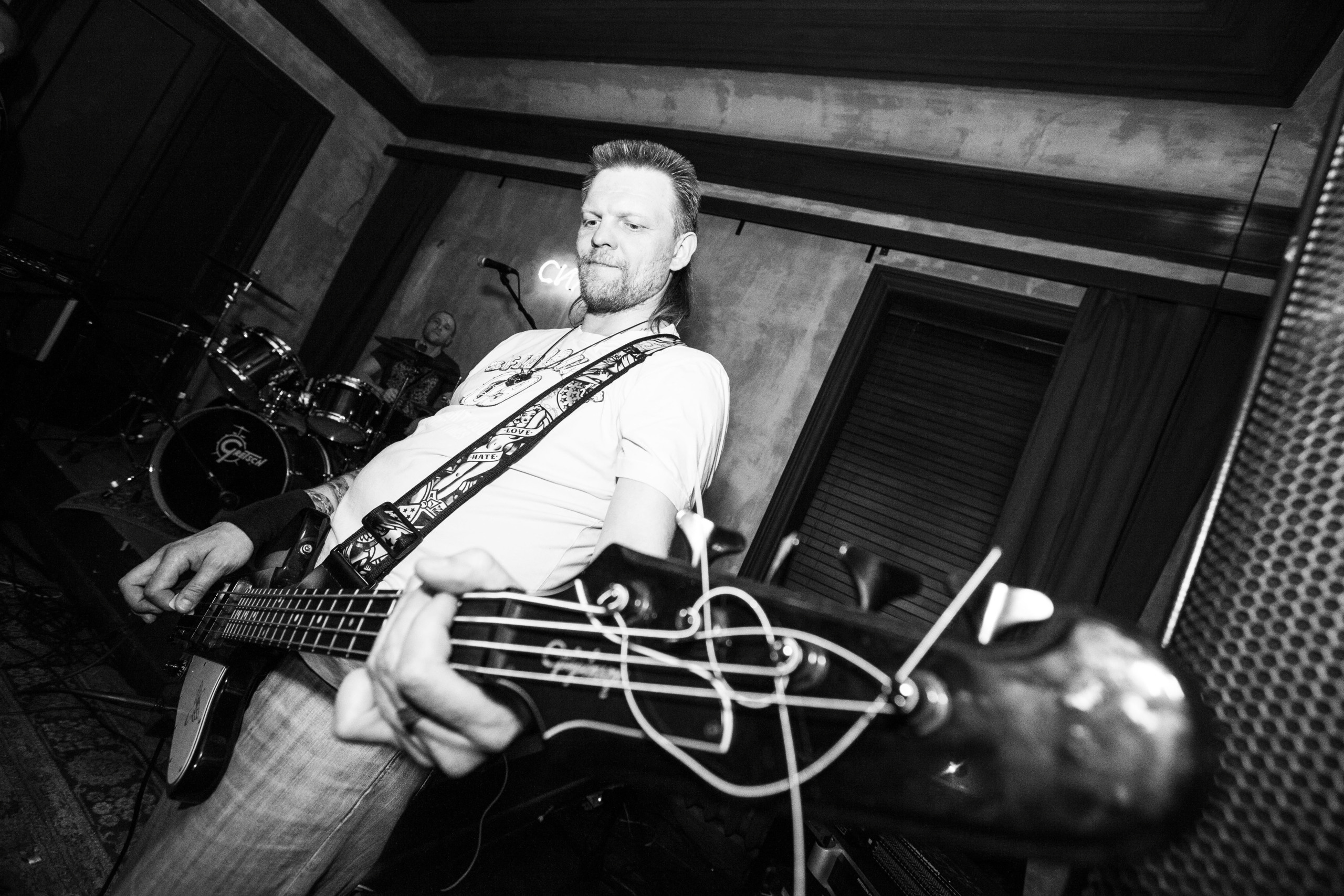 Epic Mail Band. Stanislav Baryshev — People. Emotions. Atmosphere