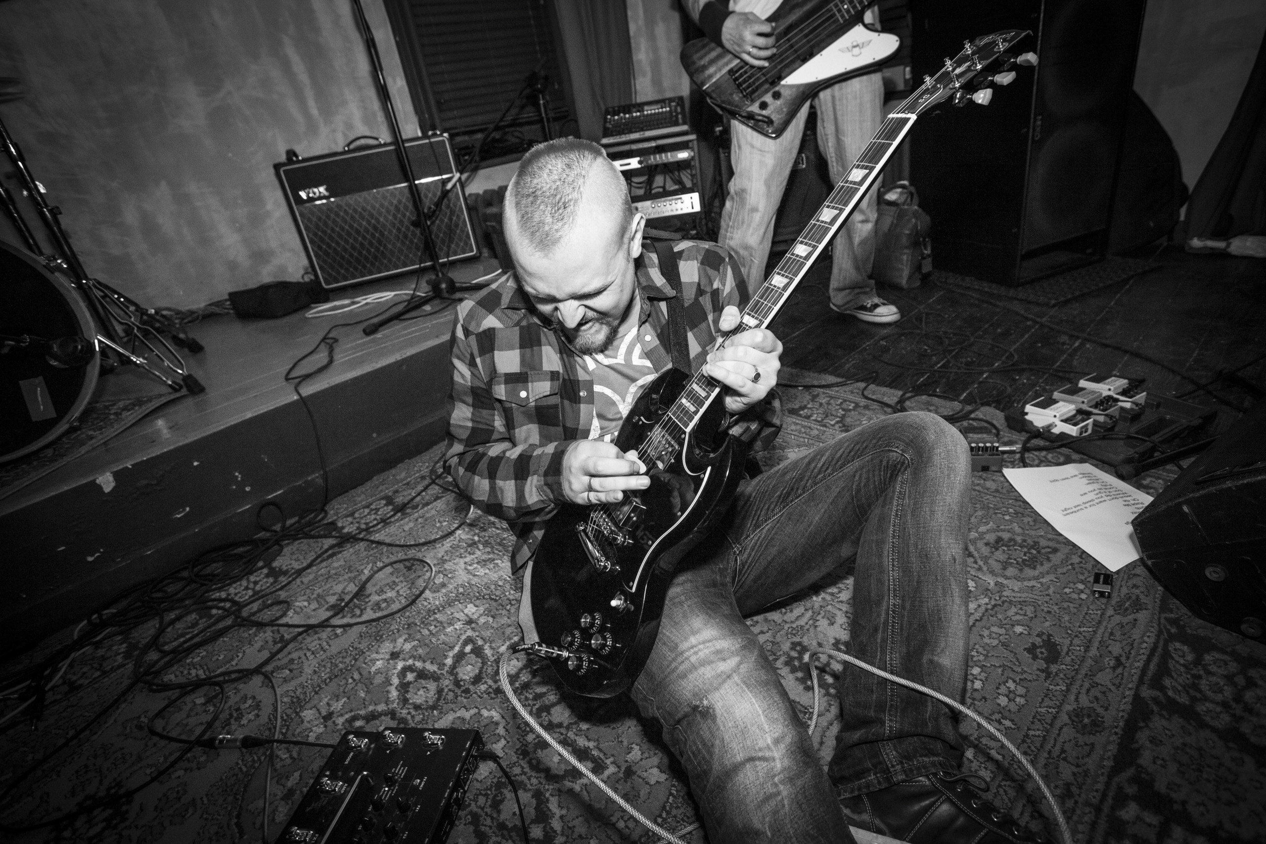 Epic Mail Band. Stanislav Baryshev — People. Emotions. Atmosphere