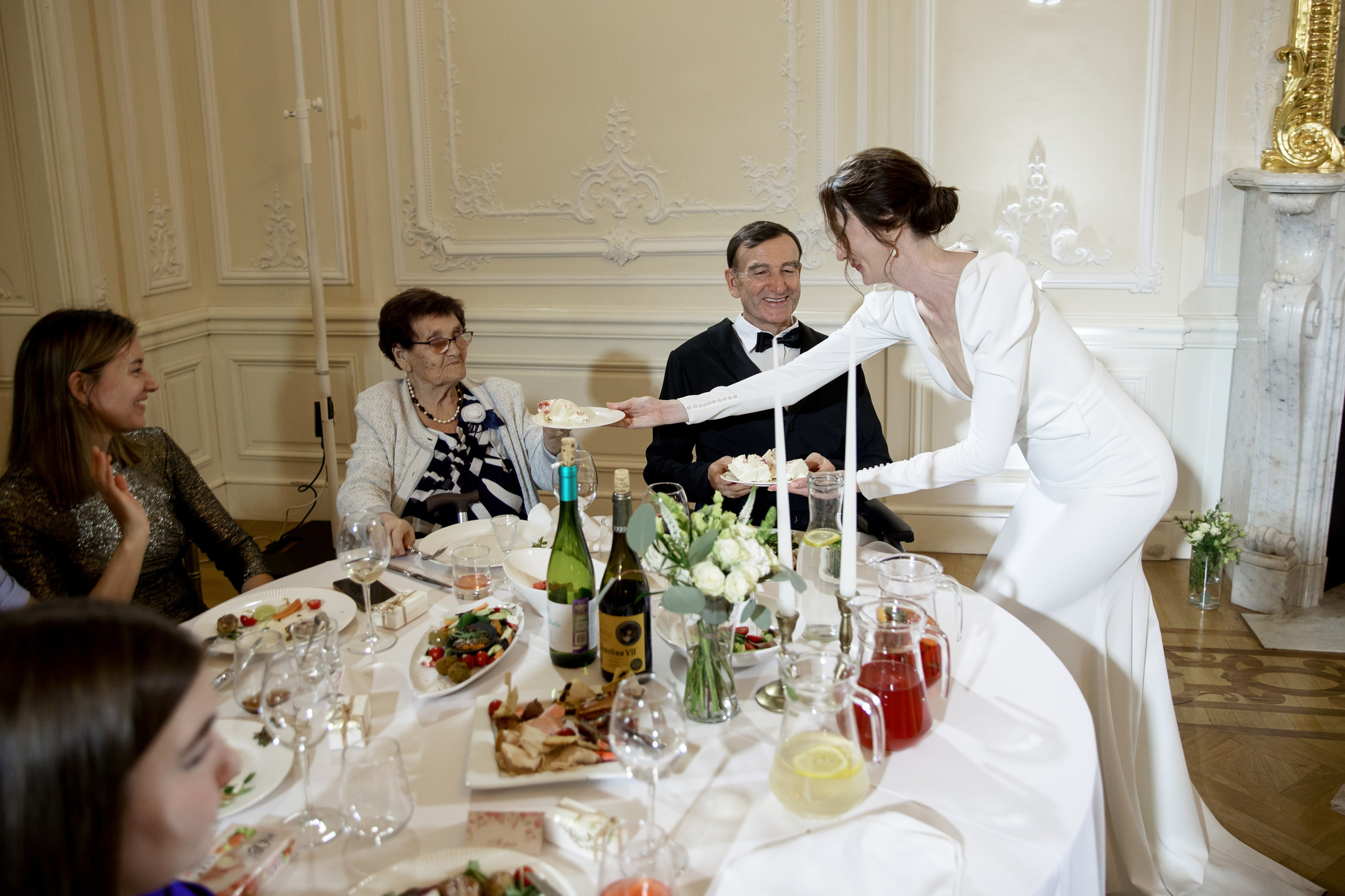 Свадебная фотосессия во Дворце Нарышкиных-Трубецких. Свадебный фотограф в Санкт-Петербурге Никита Кузякин