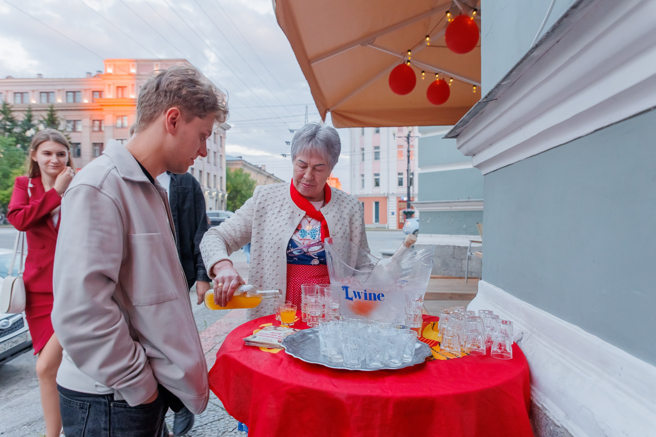 РЮМОЧНОЙ на углу ОДИН ГОД. СВОИ. ФОТООТЧЕТЫ-СОБЫТИЯ-МЕСТА