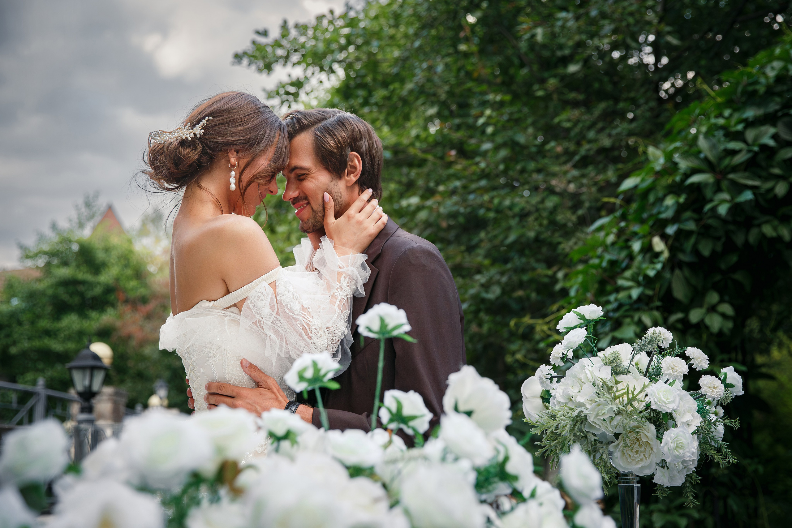 Свадебная фотосессия в парк отеле Немчиновка. Свадебный фотограф Москва и МО Сергей Киржаев