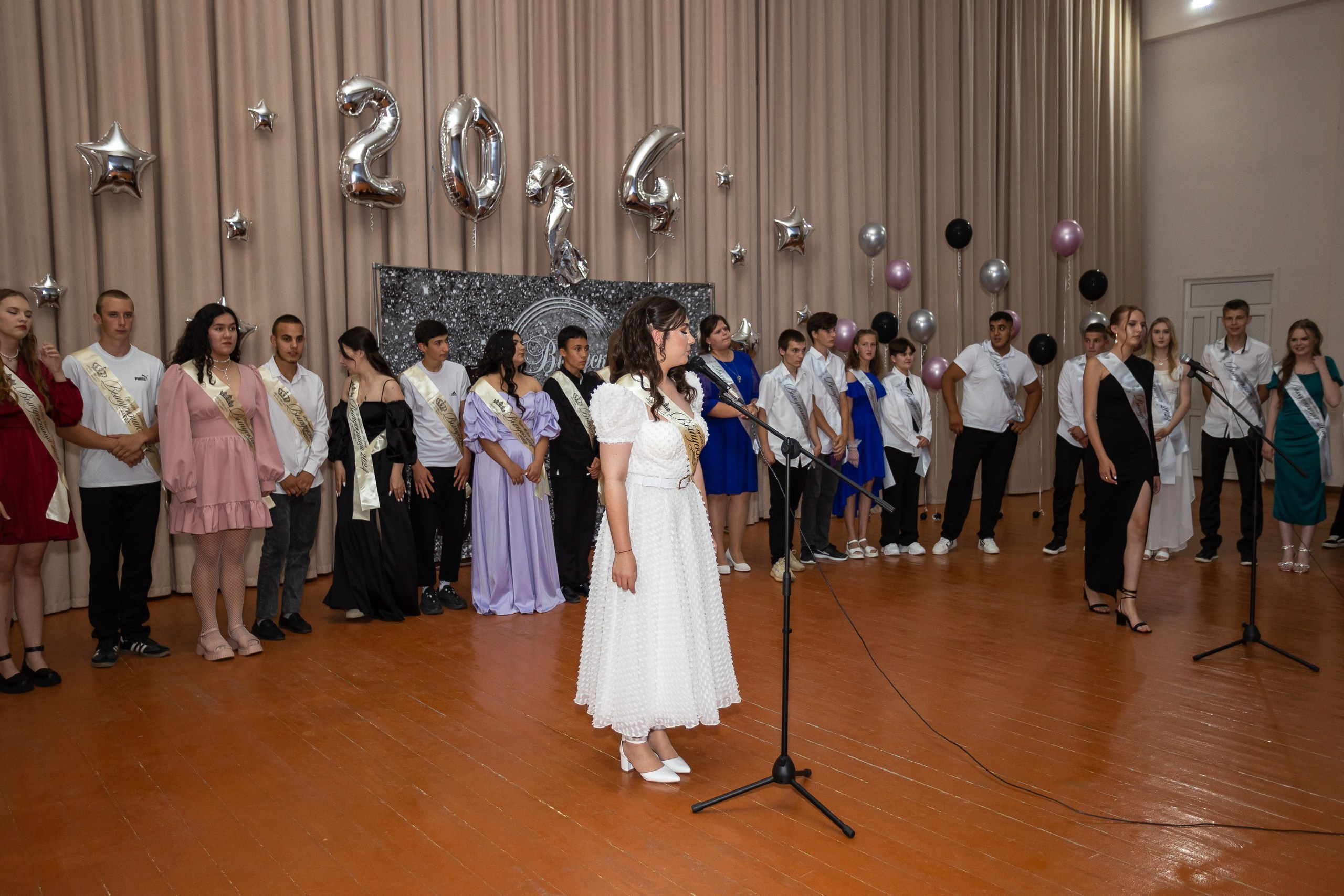 Вручение аттестата 2024 г. Выпускные альбомы Майкоп, Краснодар Елена Золотарева