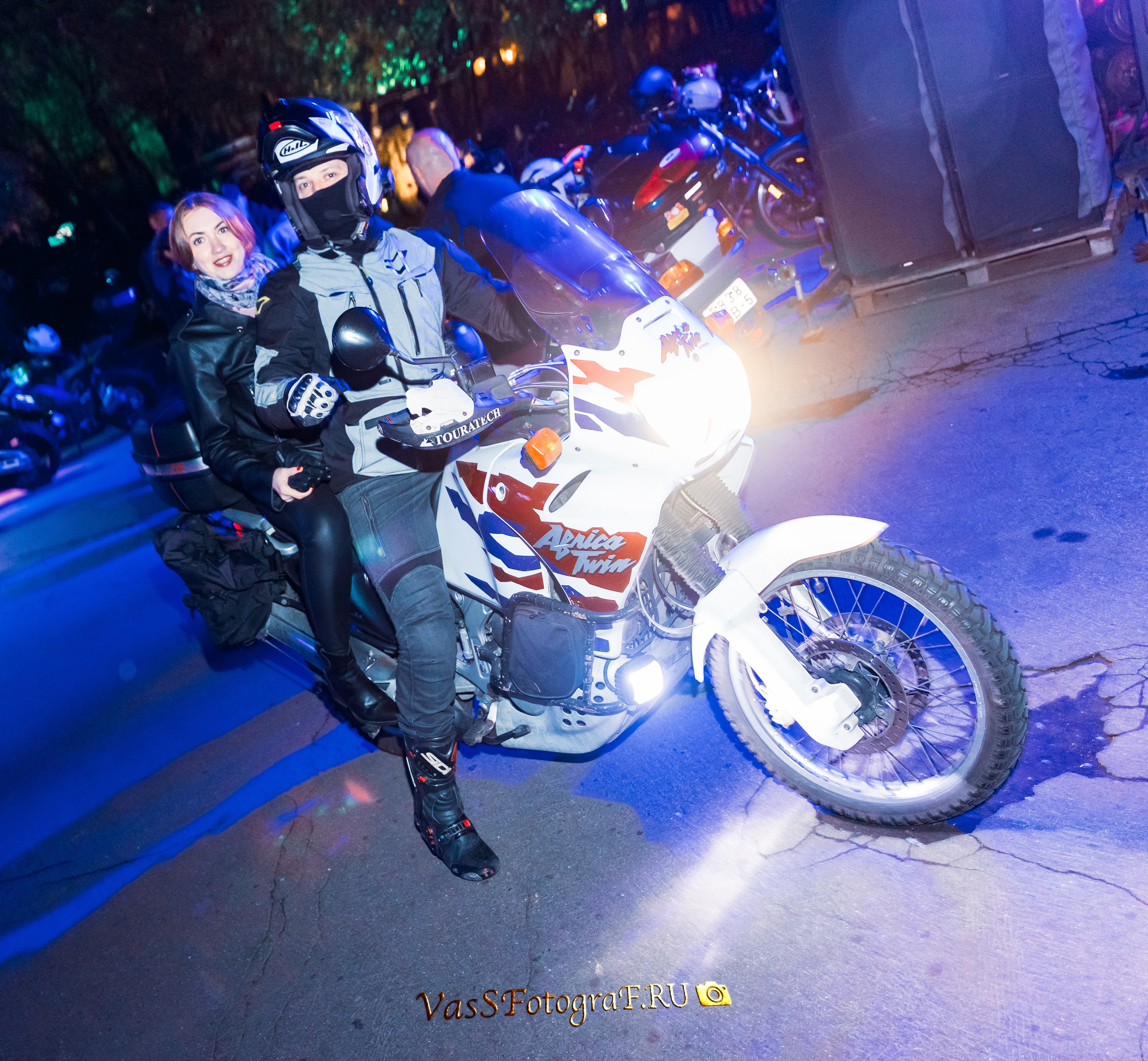 SEXTON BAIK CLUB