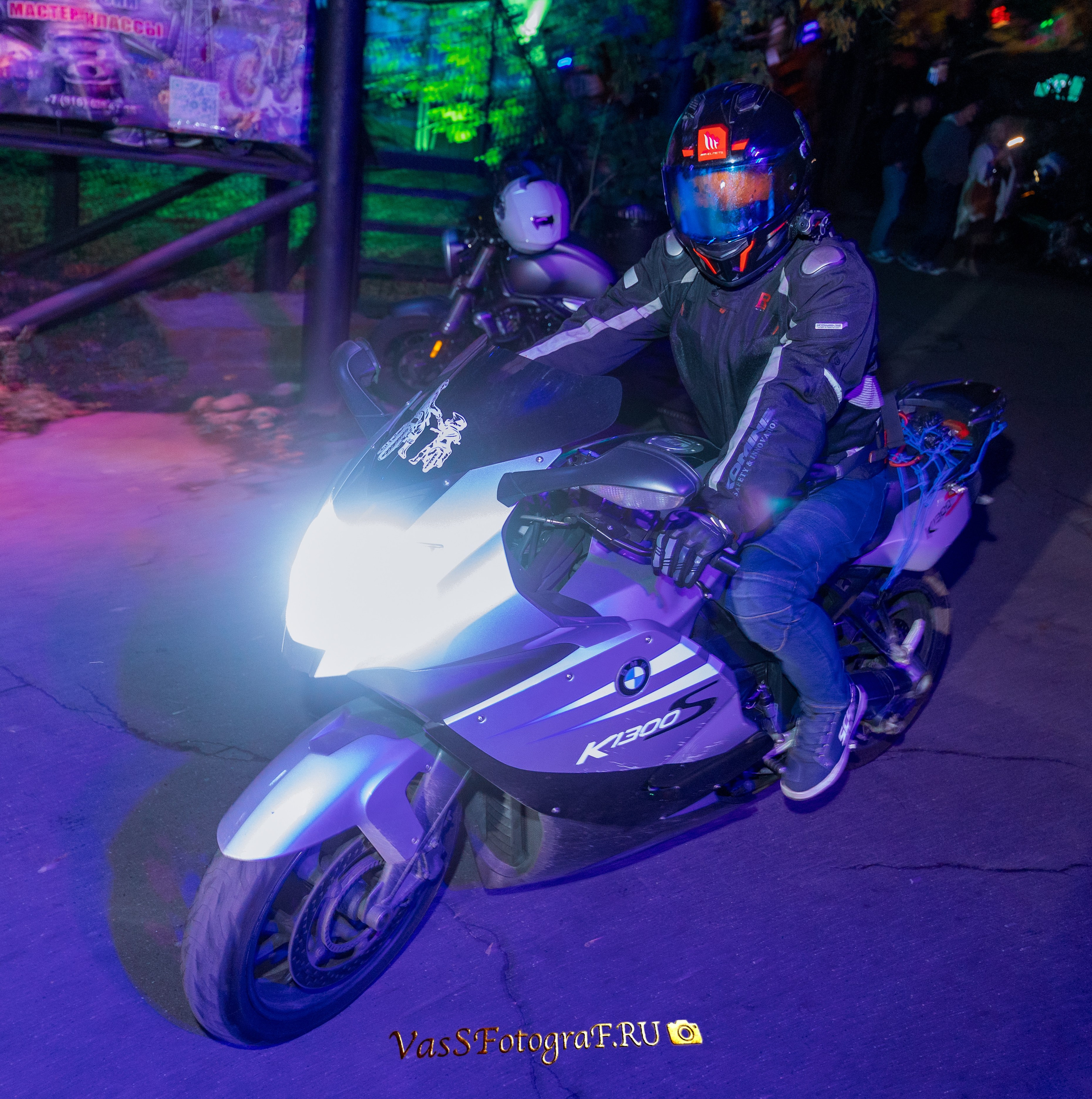 SEXTON BAIK CLUB