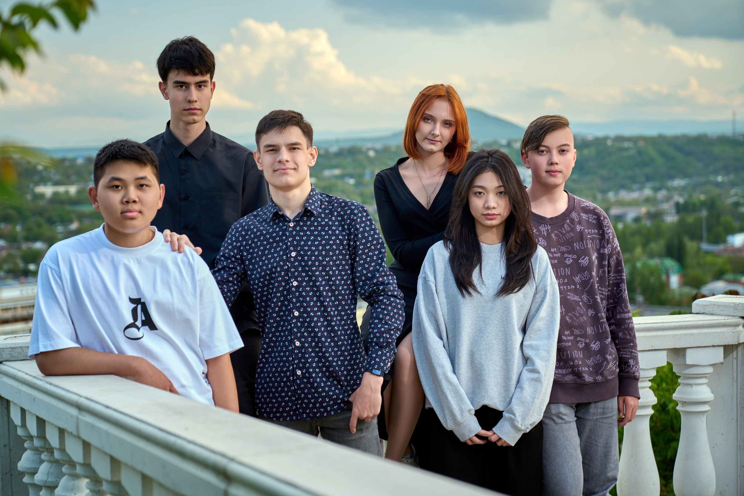 Выпускные альбомы и съемка на улице, плюсы и минусы