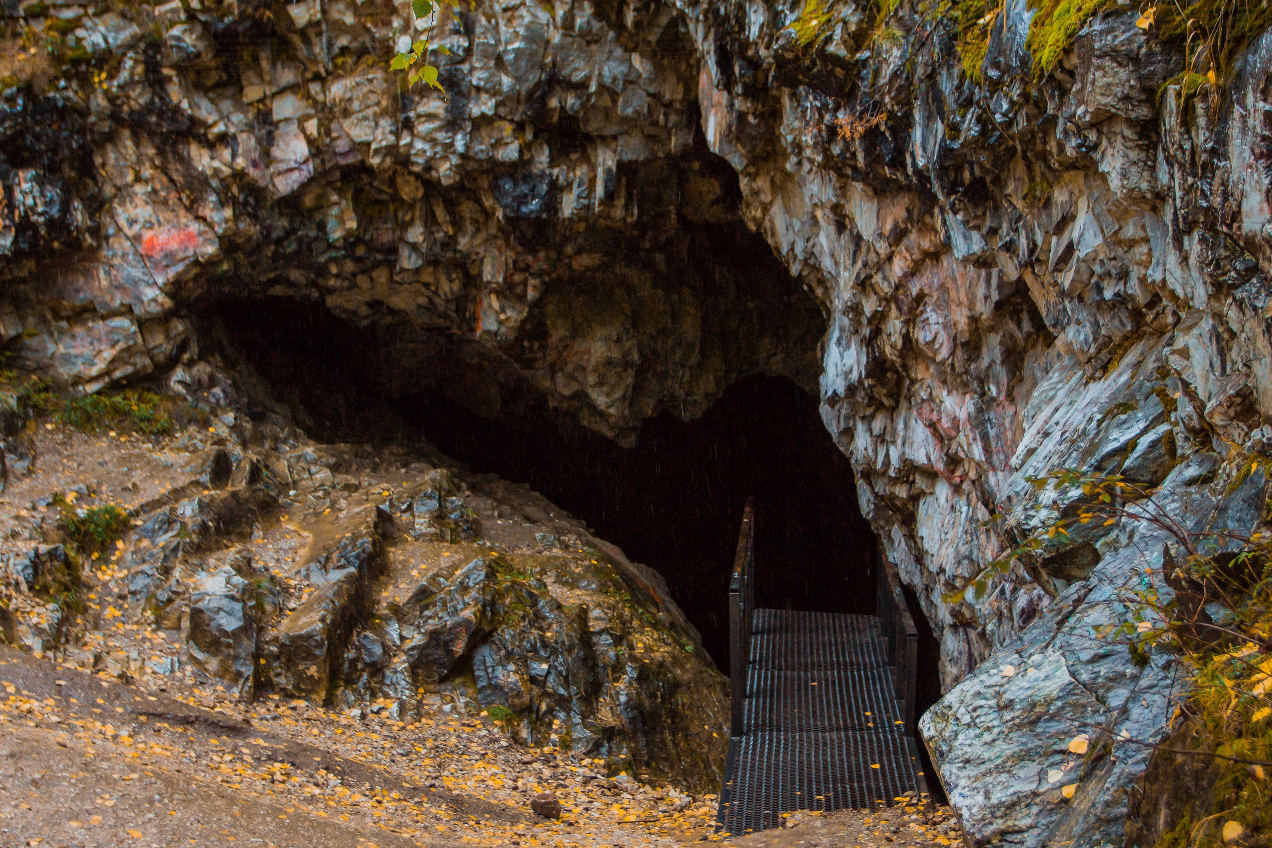 Мраморная пещера, гора Сугомак. Сентябрь, 2023 год. Фотограф Переверзева Анна Екатеринбург