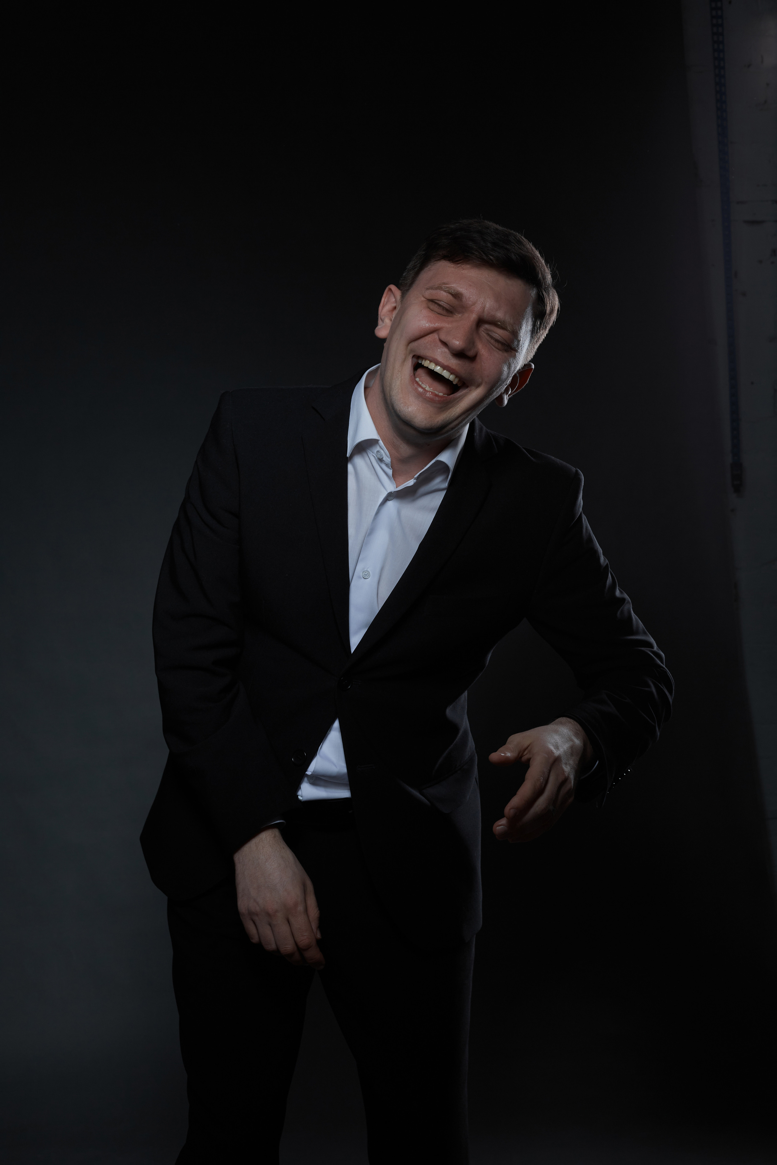 Портфолио для актера театра и кино Евгения Сафонова. Свадебный фотограф, портретный фотограф в Москве и Саратове Оксана Анциферова