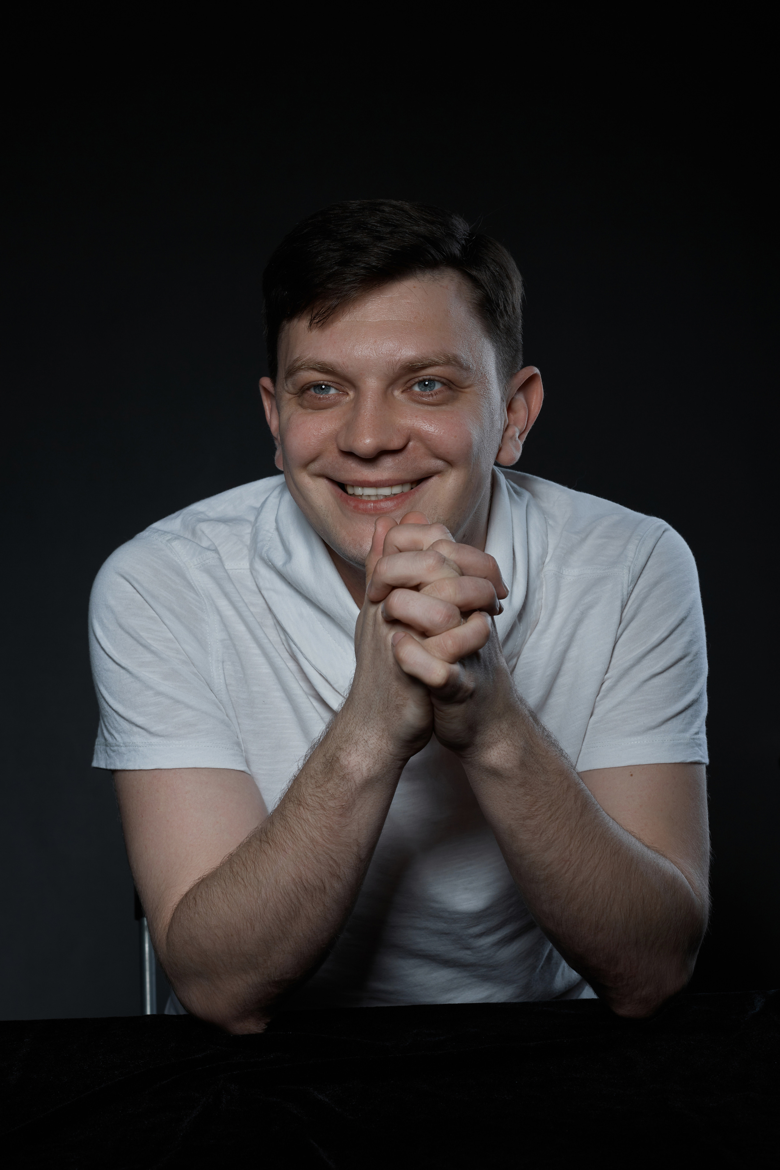 Портфолио для актера театра и кино Евгения Сафонова. Свадебный фотограф, портретный фотограф в Москве и Саратове Оксана Анциферова