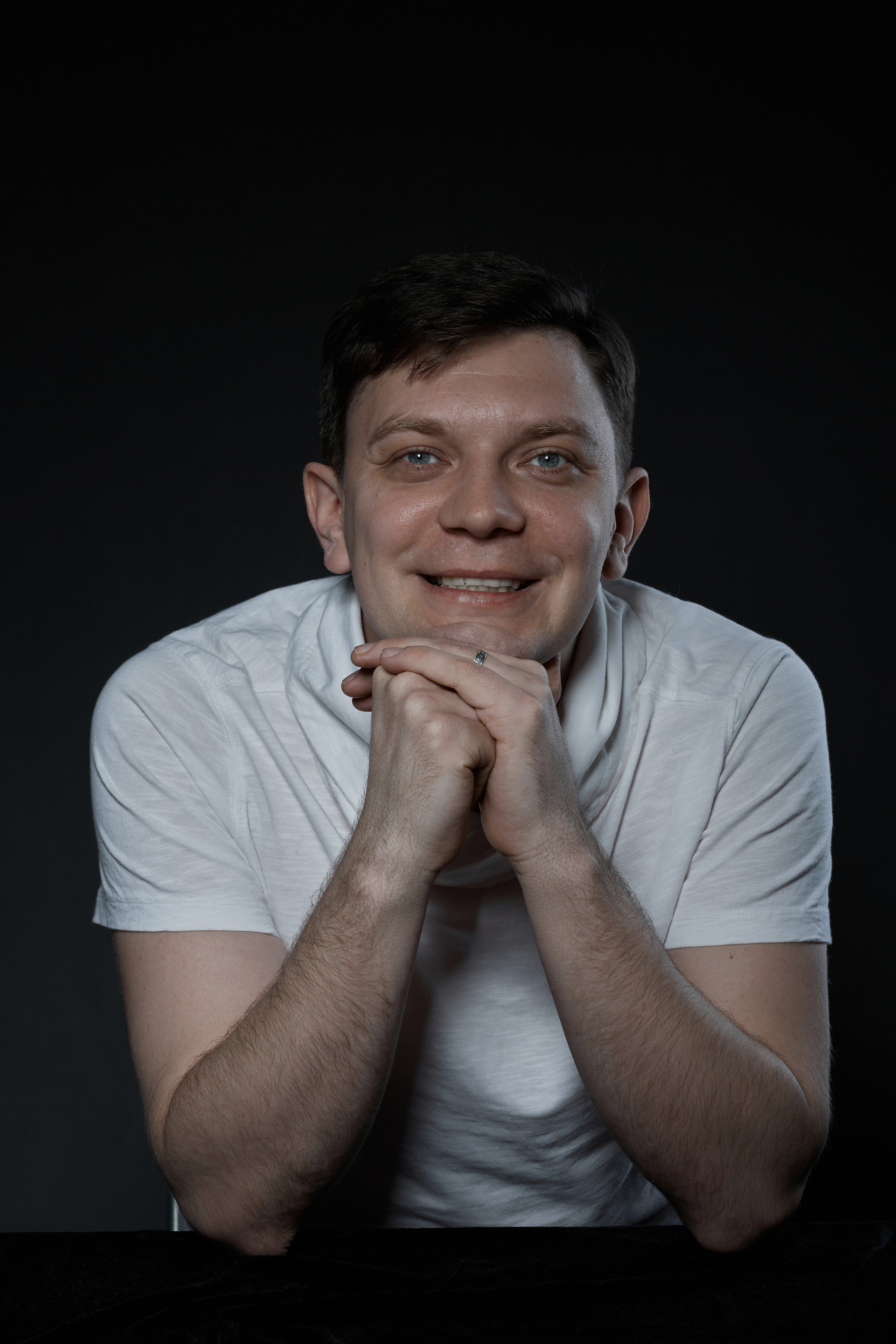 Портфолио для актера театра и кино Евгения Сафонова. Свадебный фотограф, портретный фотограф в Москве и Саратове Оксана Анциферова