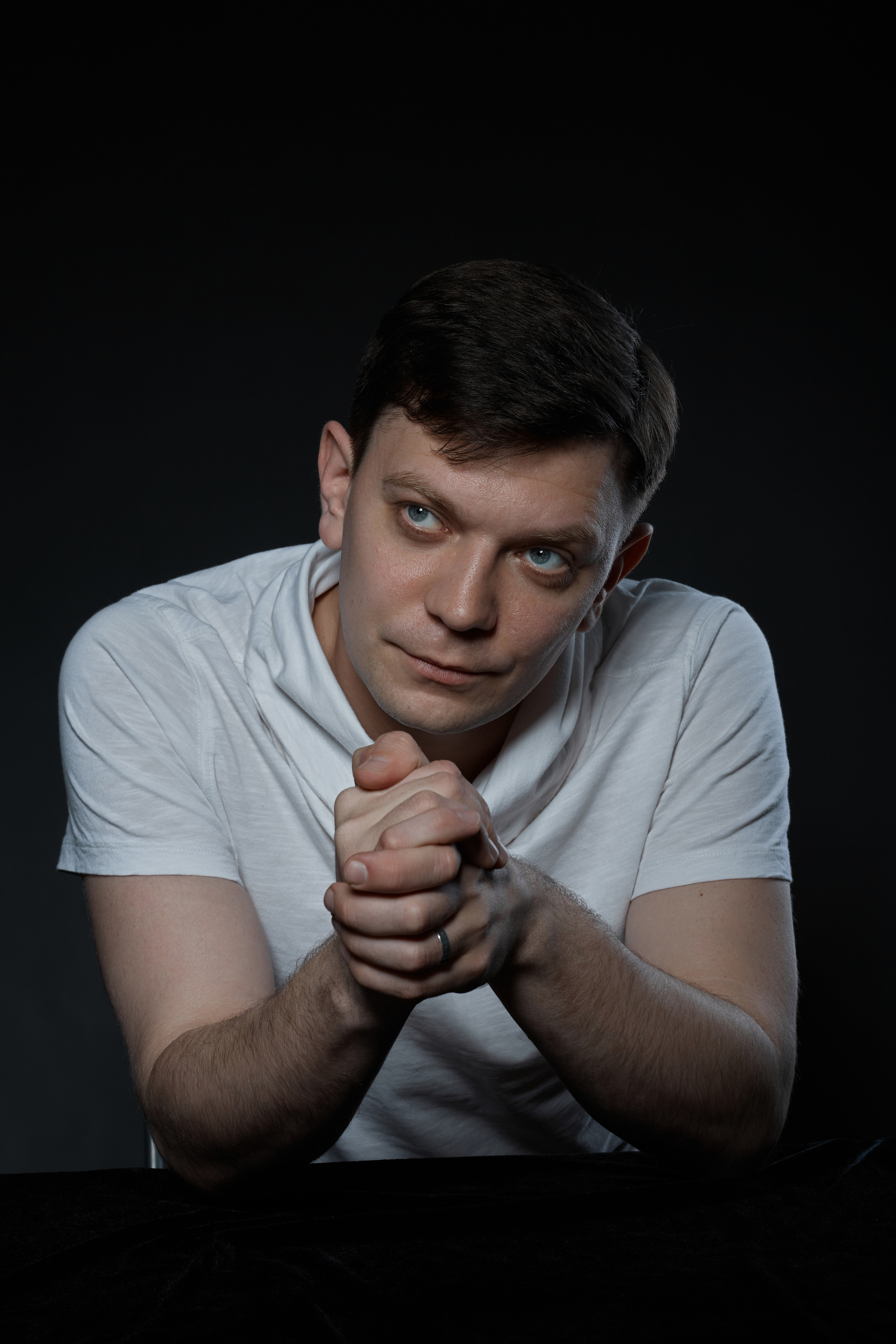 Портфолио для актера театра и кино Евгения Сафонова. Свадебный фотограф, портретный фотограф в Москве и Саратове Оксана Анциферова