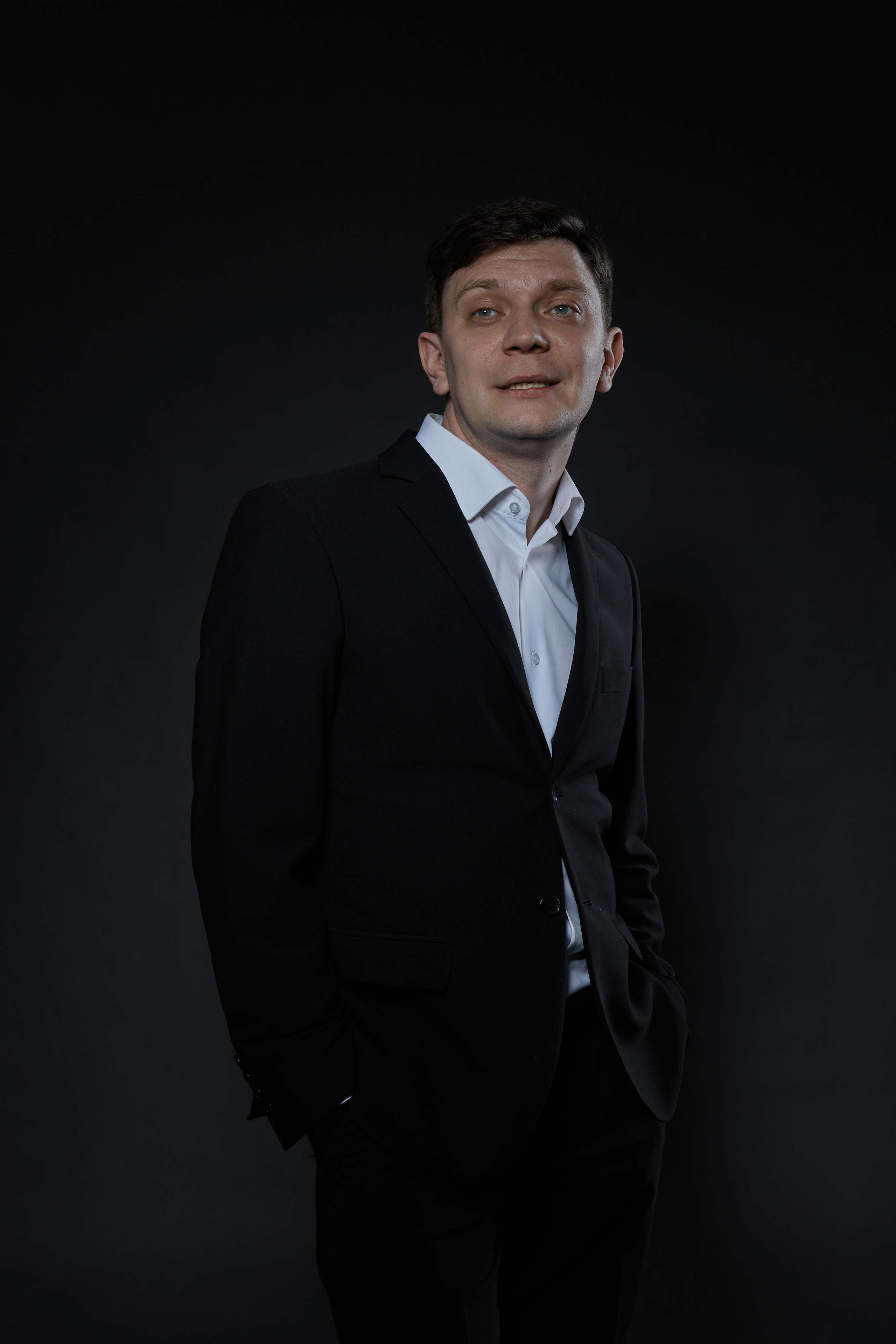 Портфолио для актера театра и кино Евгения Сафонова. Свадебный фотограф, портретный фотограф в Москве и Саратове Оксана Анциферова