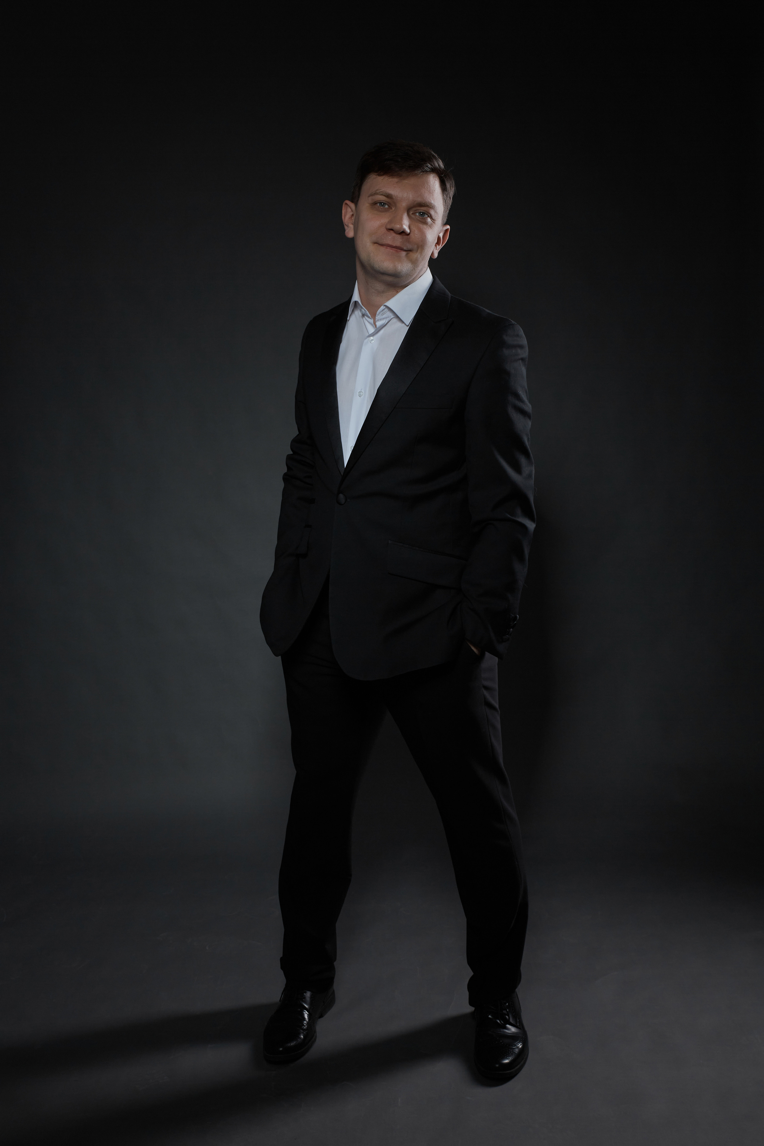 Портфолио для актера театра и кино Евгения Сафонова. Свадебный фотограф, портретный фотограф в Москве и Саратове Оксана Анциферова