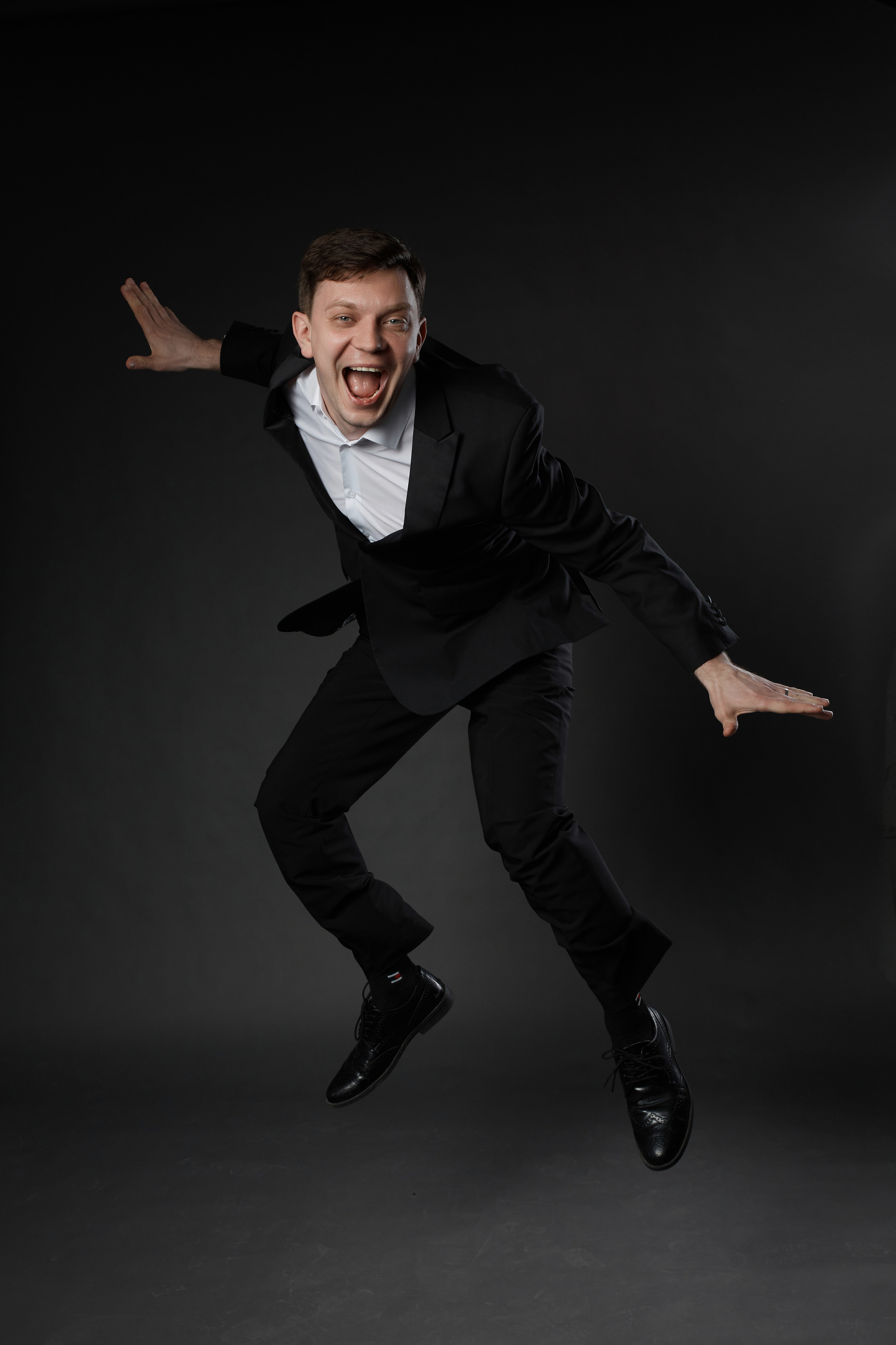 Портфолио для актера театра и кино Евгения Сафонова. Свадебный фотограф, портретный фотограф в Москве и Саратове Оксана Анциферова