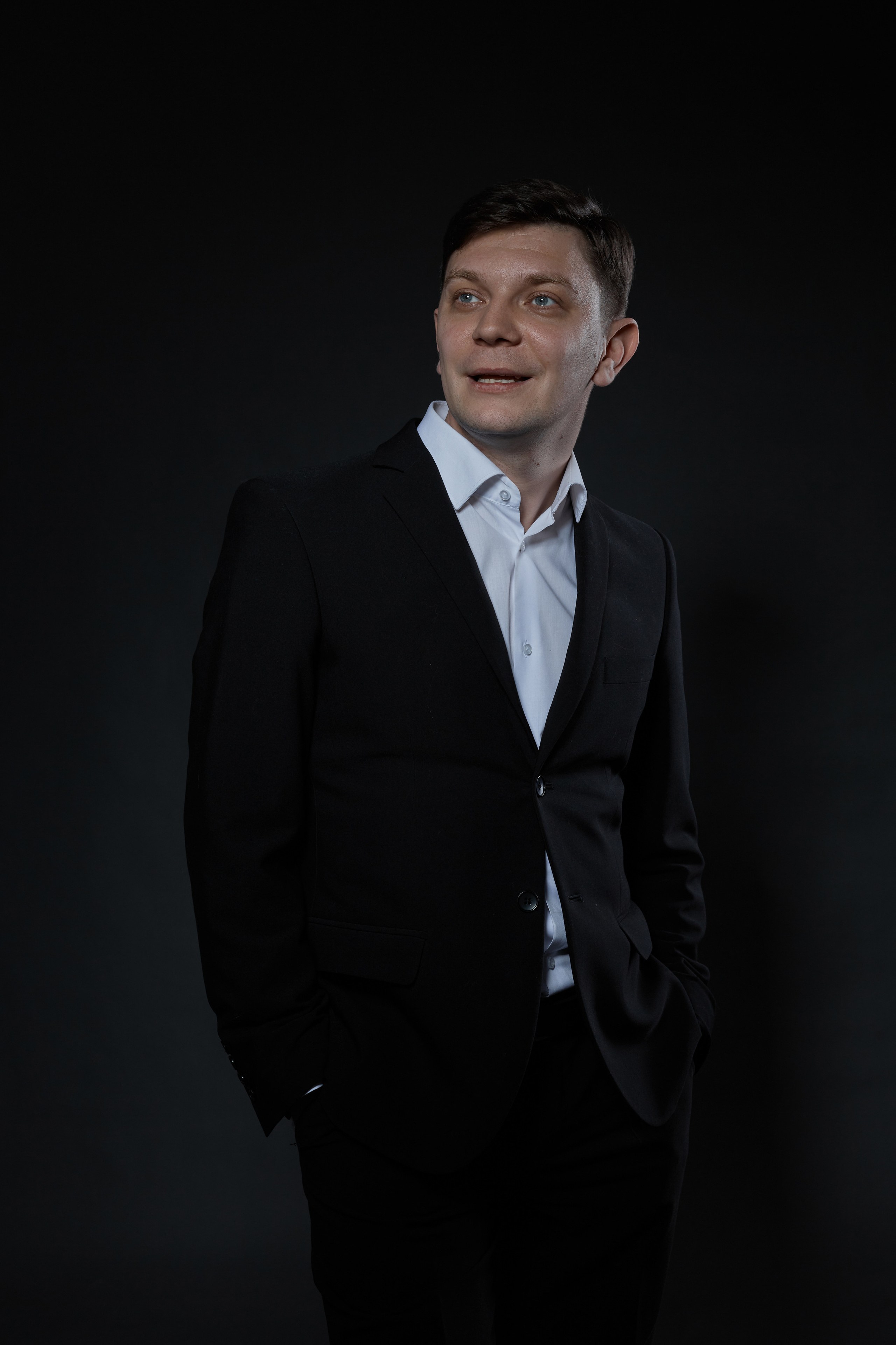 Портфолио для актера театра и кино Евгения Сафонова. Свадебный фотограф, портретный фотограф в Москве и Саратове Оксана Анциферова