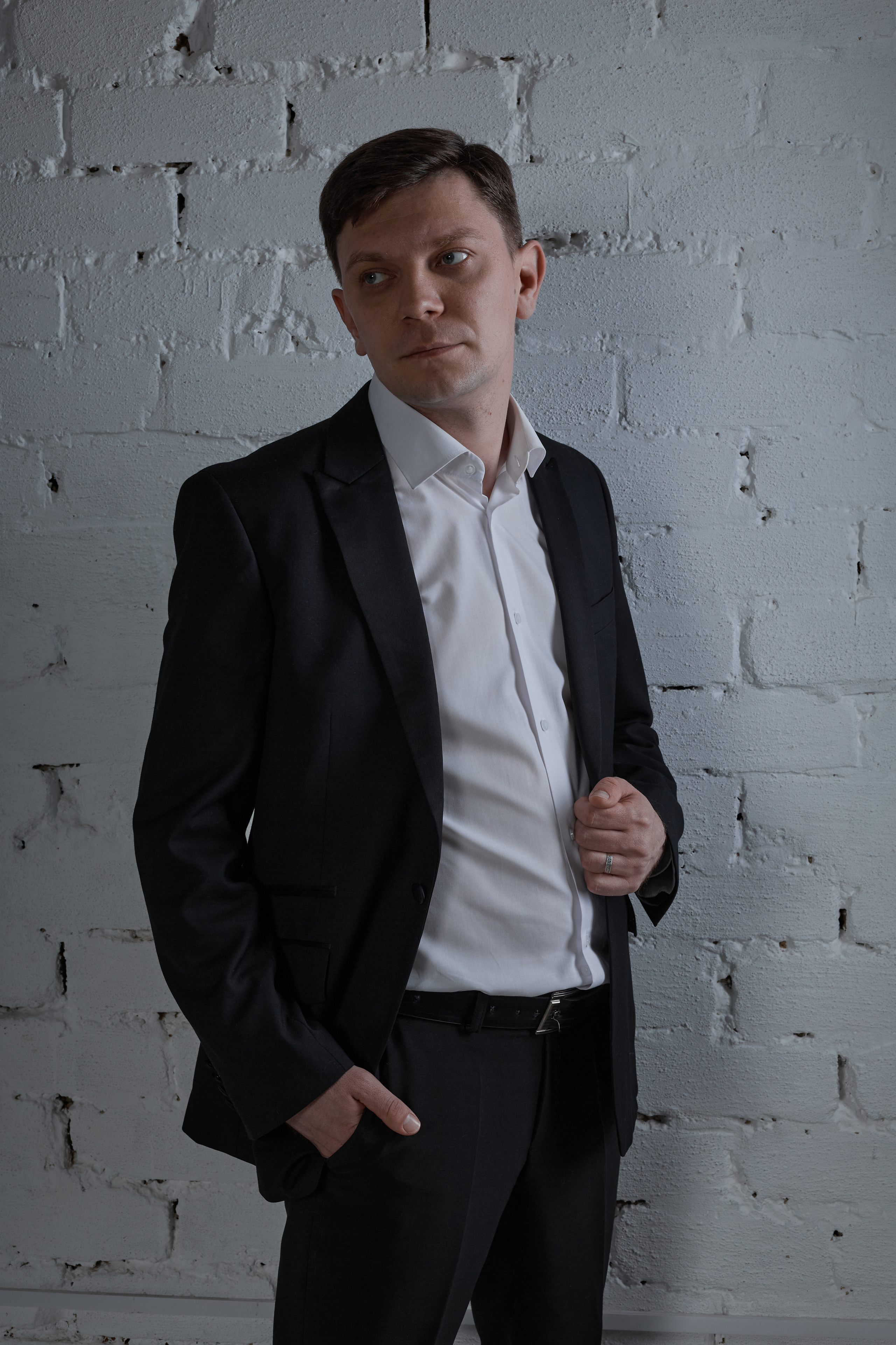 Портфолио для актера театра и кино Евгения Сафонова. Свадебный фотограф, портретный фотограф в Москве и Саратове Оксана Анциферова