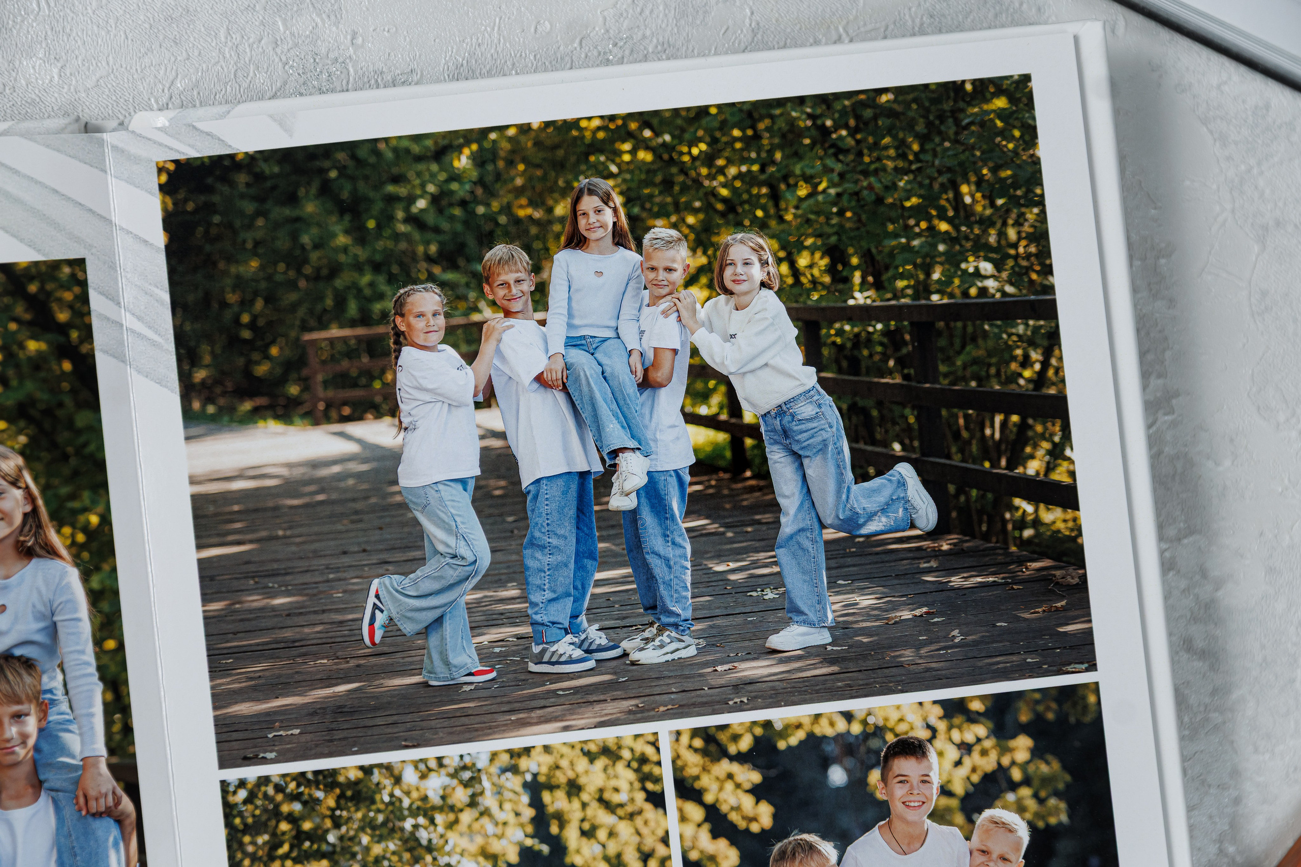 Выпускные альбомы 4 класс. Семейный и детский фотограф Комина Елена, Власиха, Одинцово