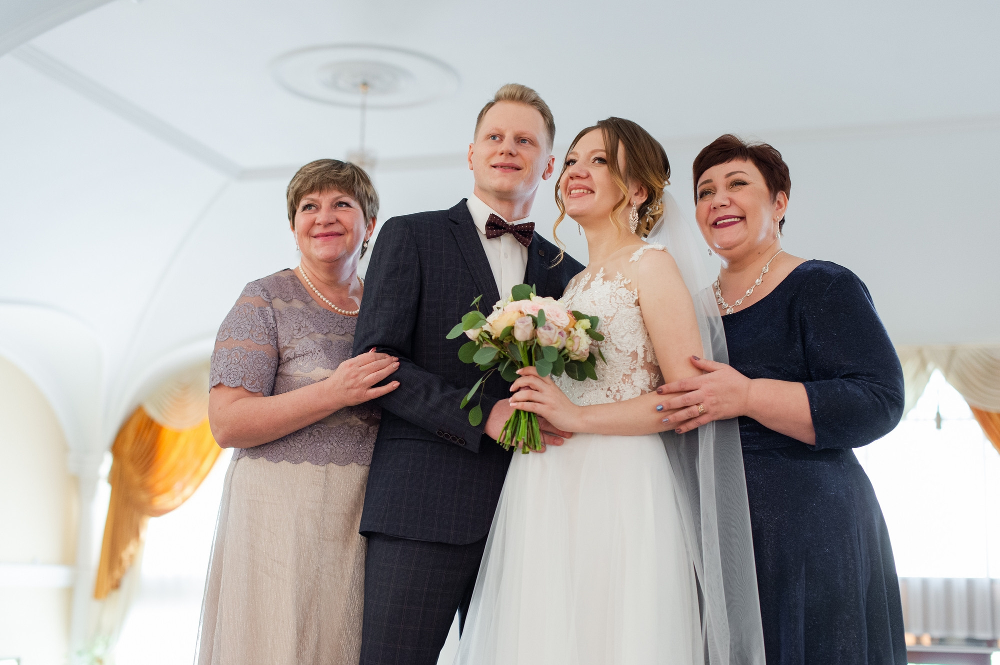 Свадебный и семейный фотограф в Омске Мормулев Михаил. Свадебный и семейный фотограф в Омске Мормулев Михаил