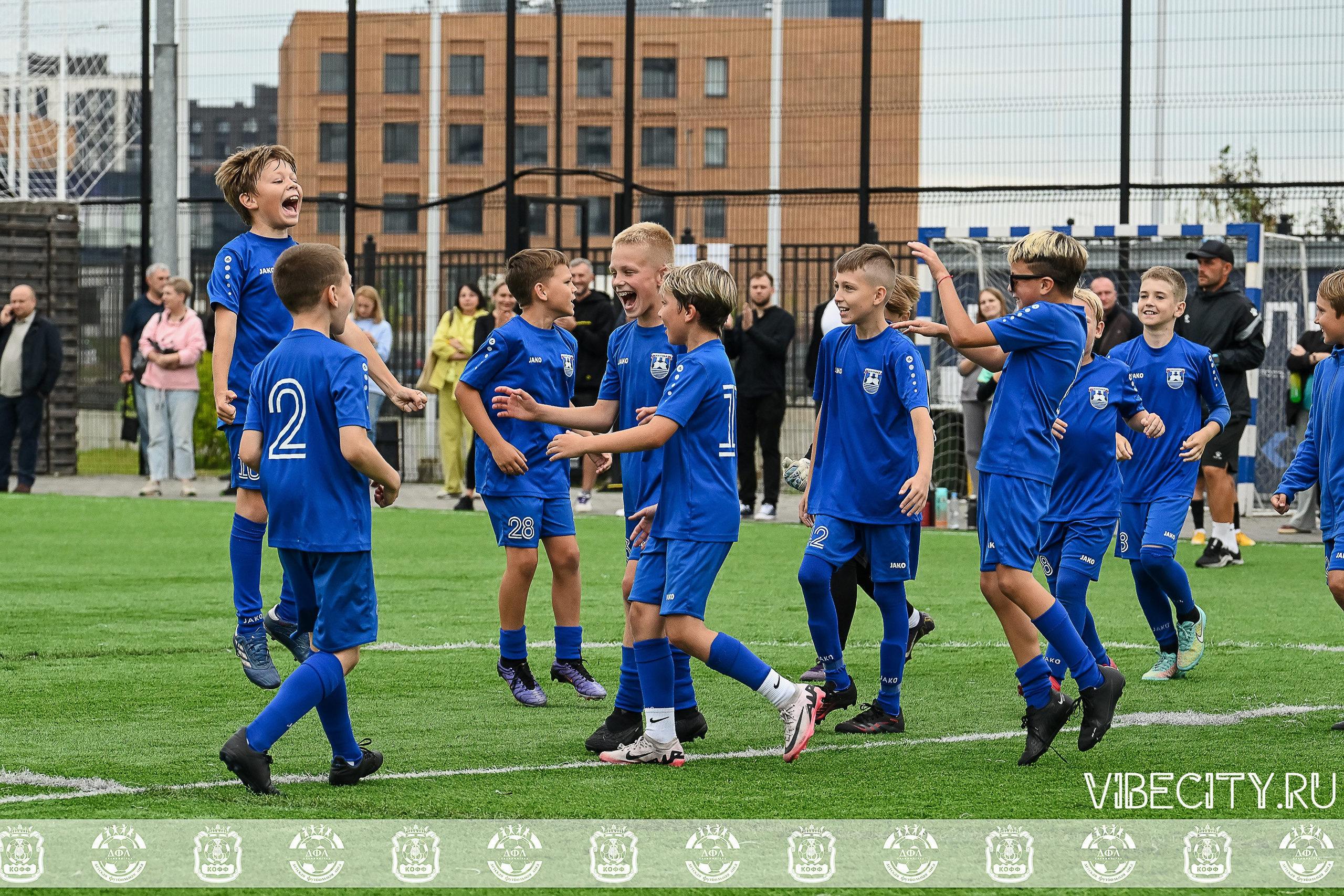 Калининградская Детская Футбольная Лига. VIBECITY.RU Вайб Сити Ру Фоторепортажи Фотоотчеты Калининград