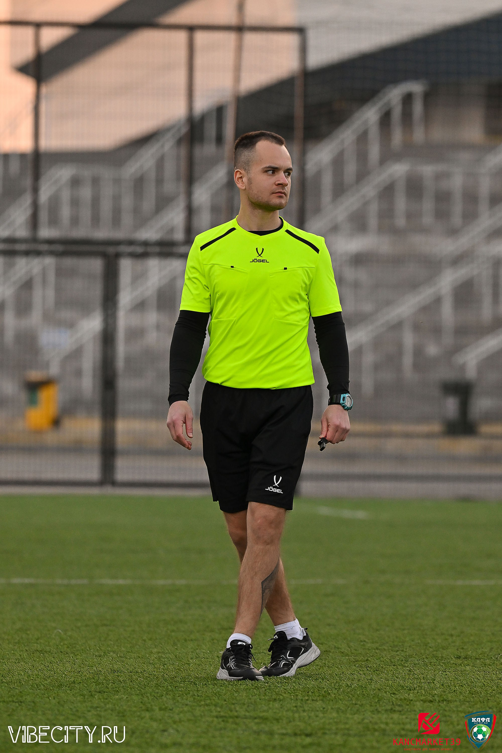 XX ЧЕМПИОНАТ КАЛИНИНГРАДСКОЙ ЛФЛ КАНЦМАРКЕТ39 сезона 2024–2025 гг. VIBECITY.RU Вайб Сити Ру Фоторепортажи Фотоотчеты Калининград