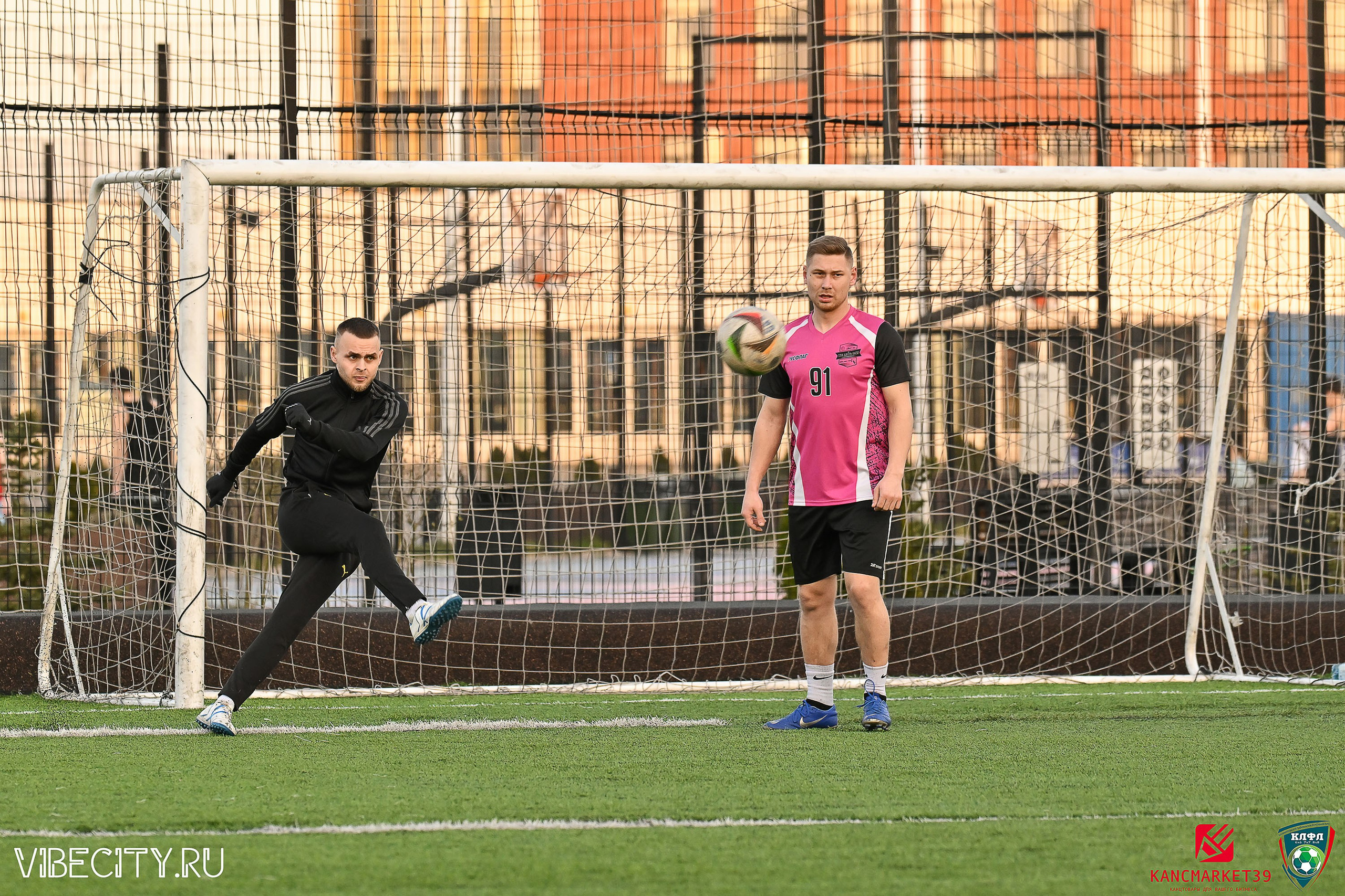 XX ЧЕМПИОНАТ КАЛИНИНГРАДСКОЙ ЛФЛ КАНЦМАРКЕТ39 сезона 2024–2025 гг. VIBECITY.RU Вайб Сити Ру Фоторепортажи Фотоотчеты Калининград