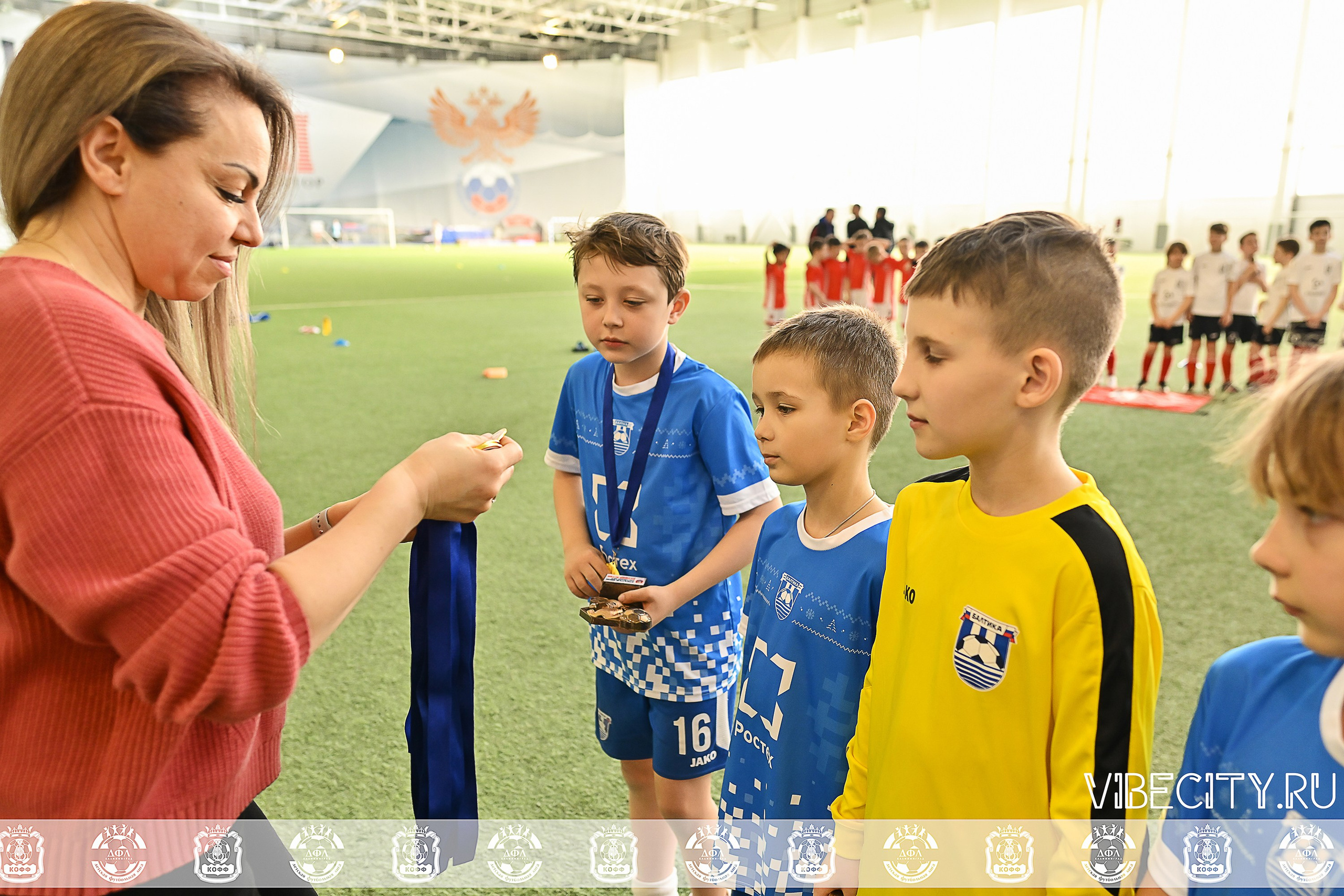 КУБОК БАЛТИЙСКОЙ ЛИГИ ПО МИНИ-ФУТБОЛУ U9 ЗЛ. VIBECITY.RU Вайб Сити Ру Фоторепортажи Фотоотчеты Калининград