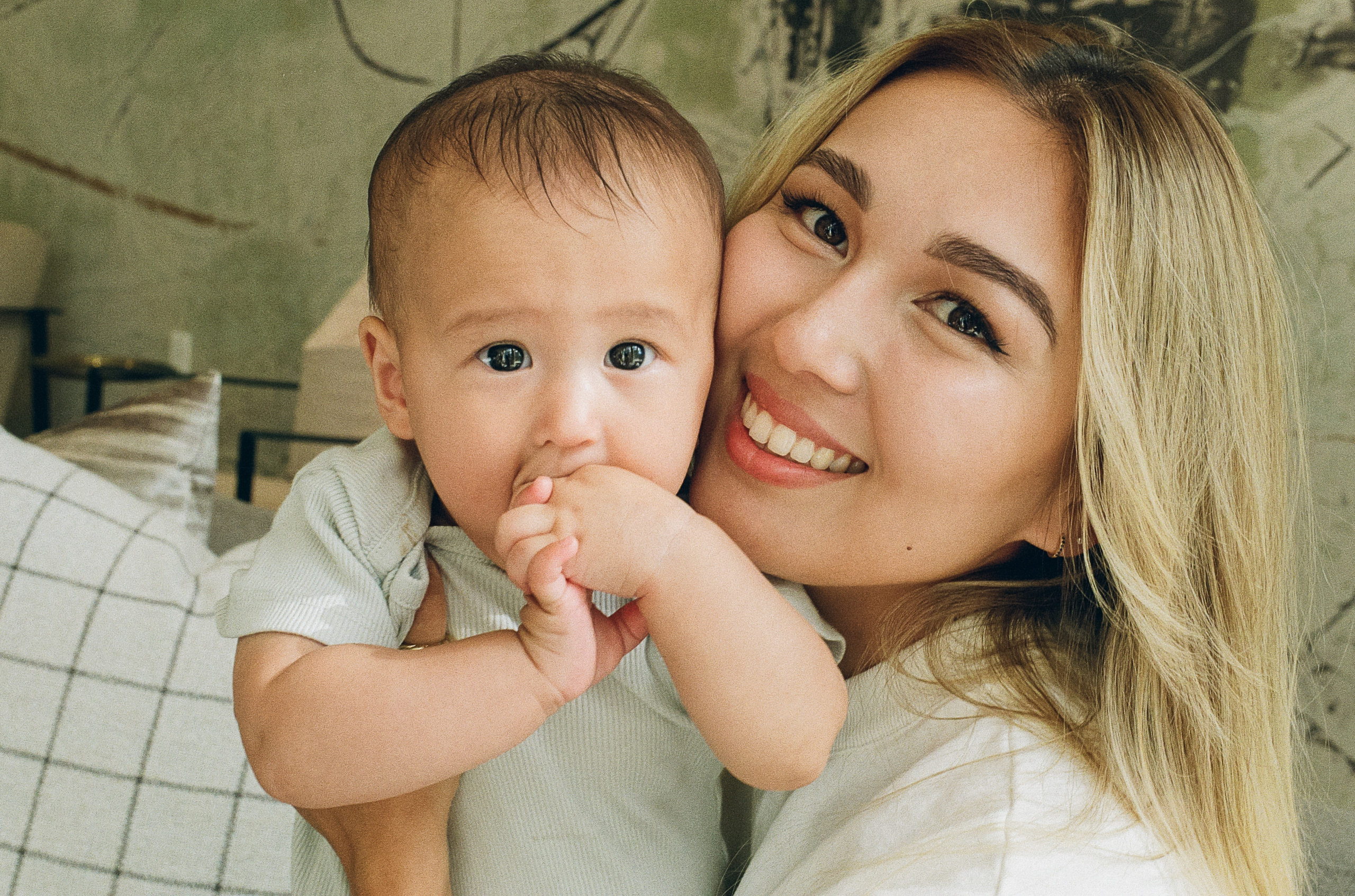 Family. Film photographer in Los Angeles Anastasiya Pankova