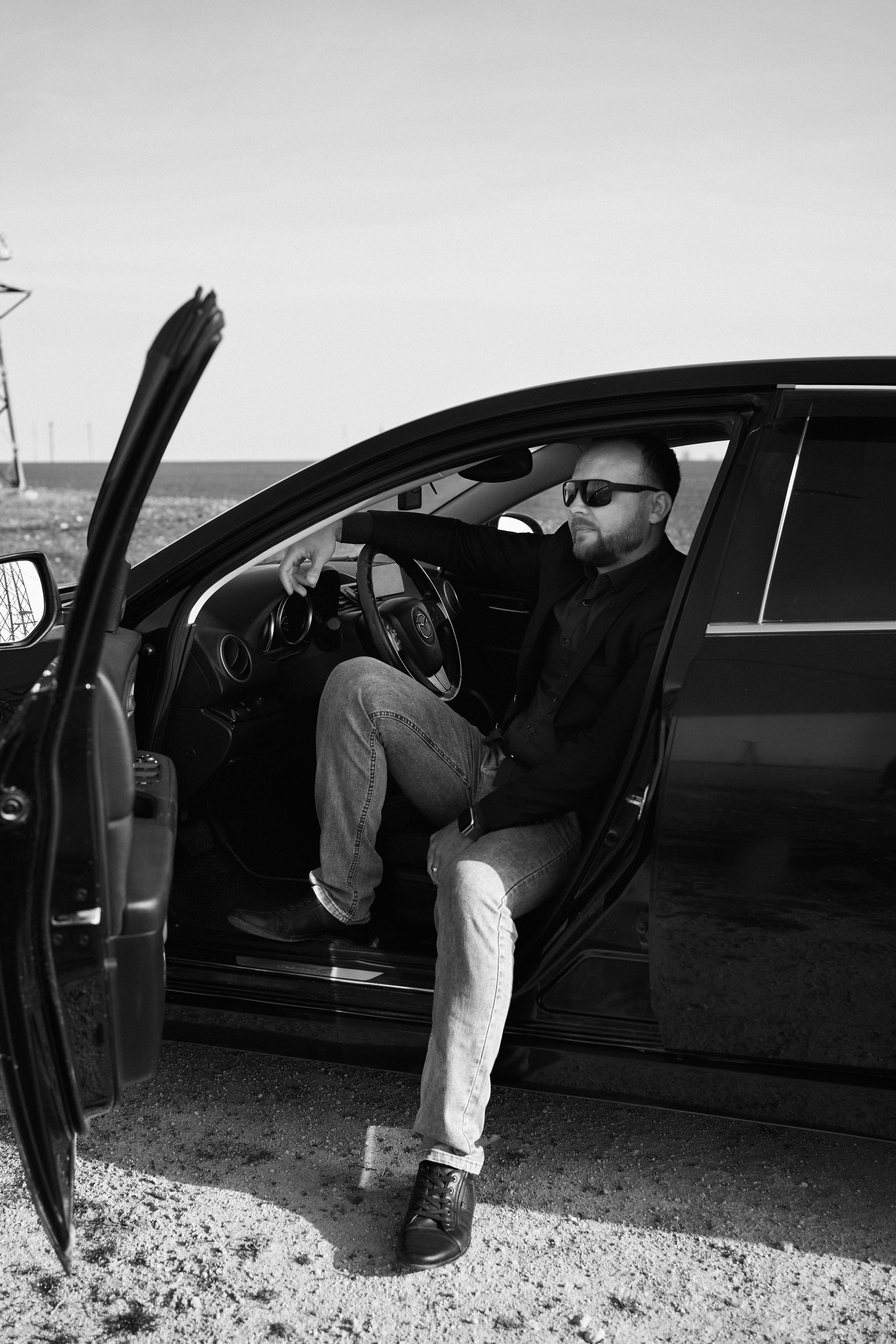 Мужская фотосессия в поле. Фотограф Зайцева Надежда. Фотосессия в Евпатории.