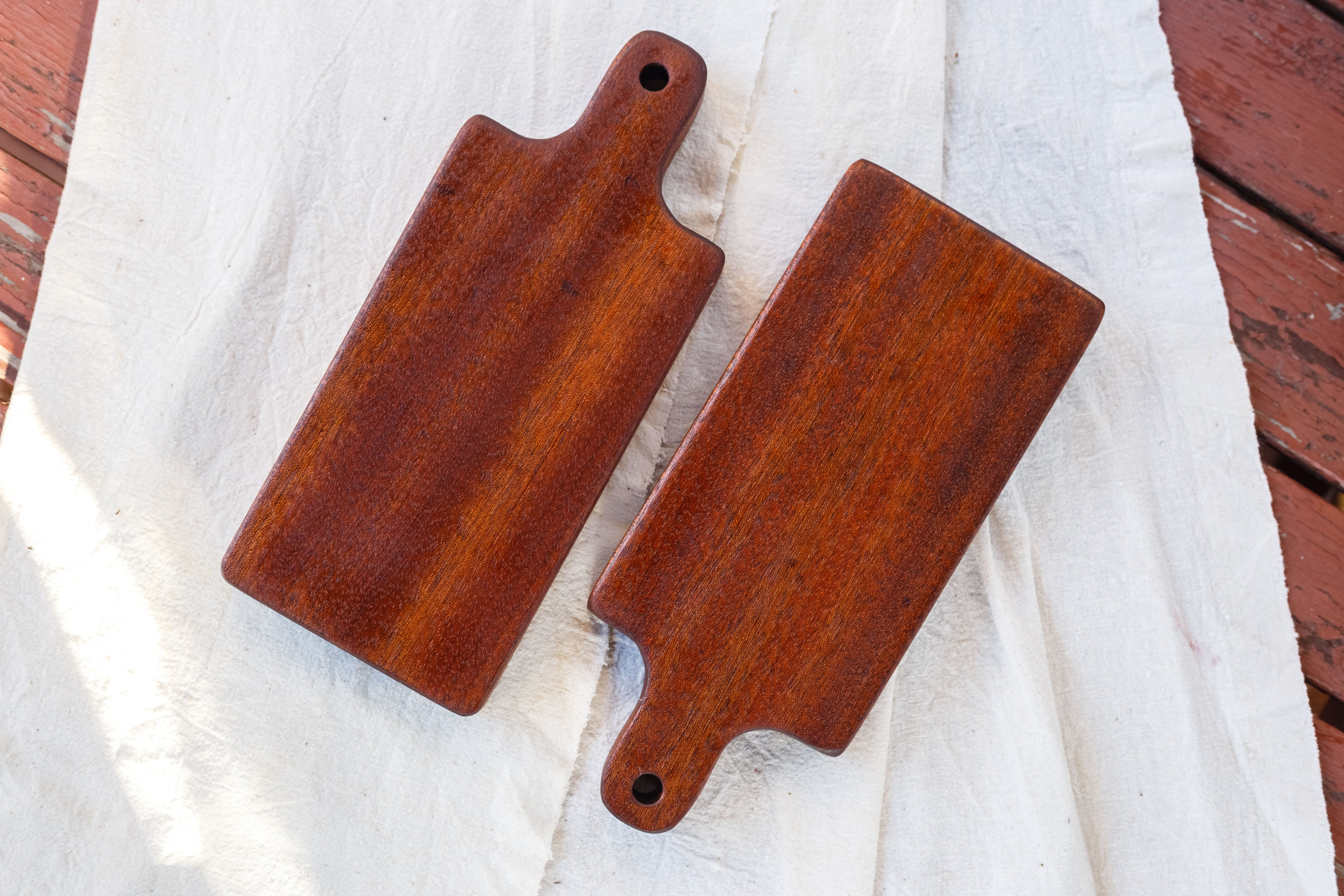 Мербау. Разделочные доски и деревянная мебель на заказ