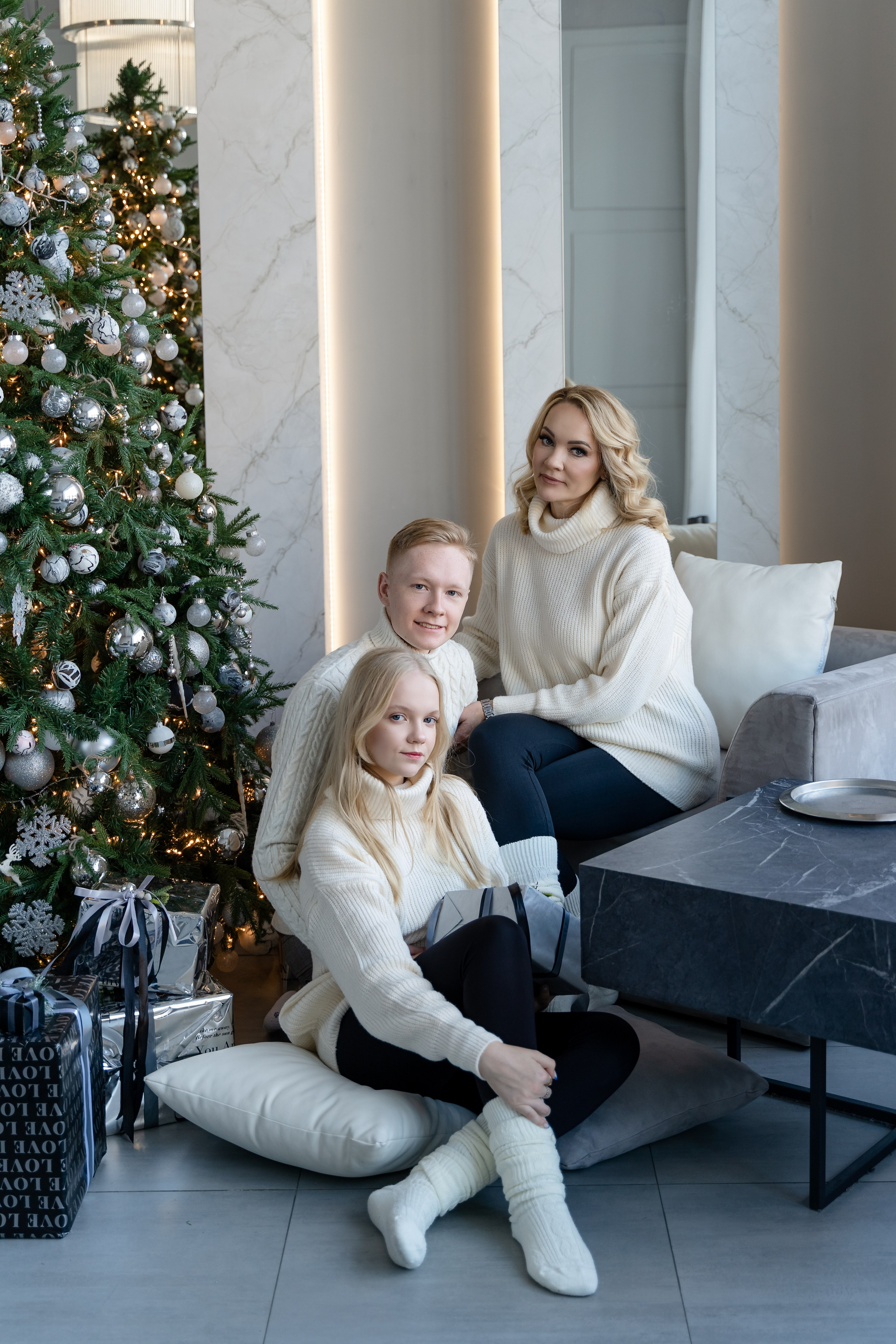 Новогодняя фотосессия для семьи Марины и Виталия. Свадебный и семейный фотограф в Санкт-Петербурге Олеся Еремеева