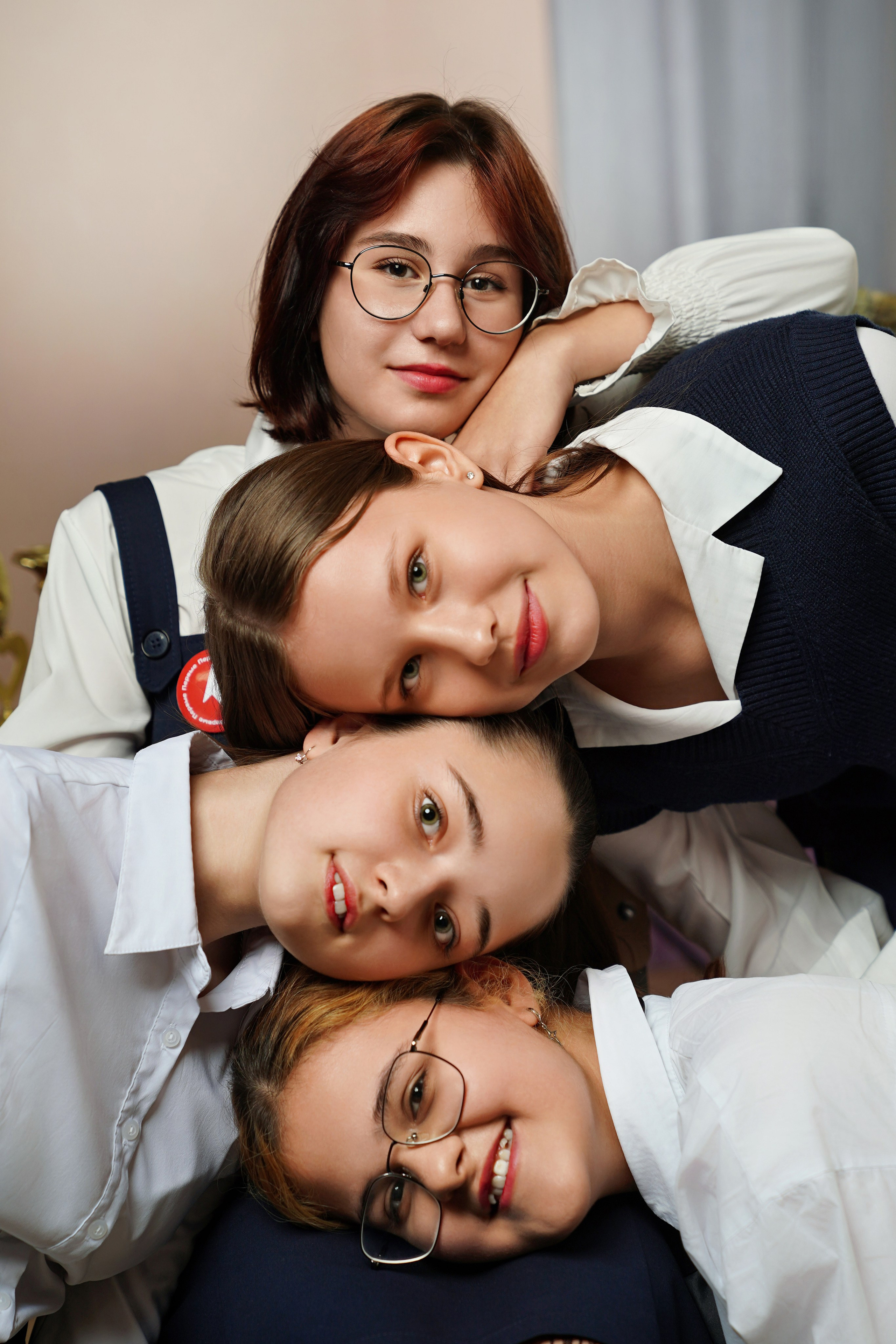 Виньетка + портреты. GOTRA — выпускные альбомы в Тюмени