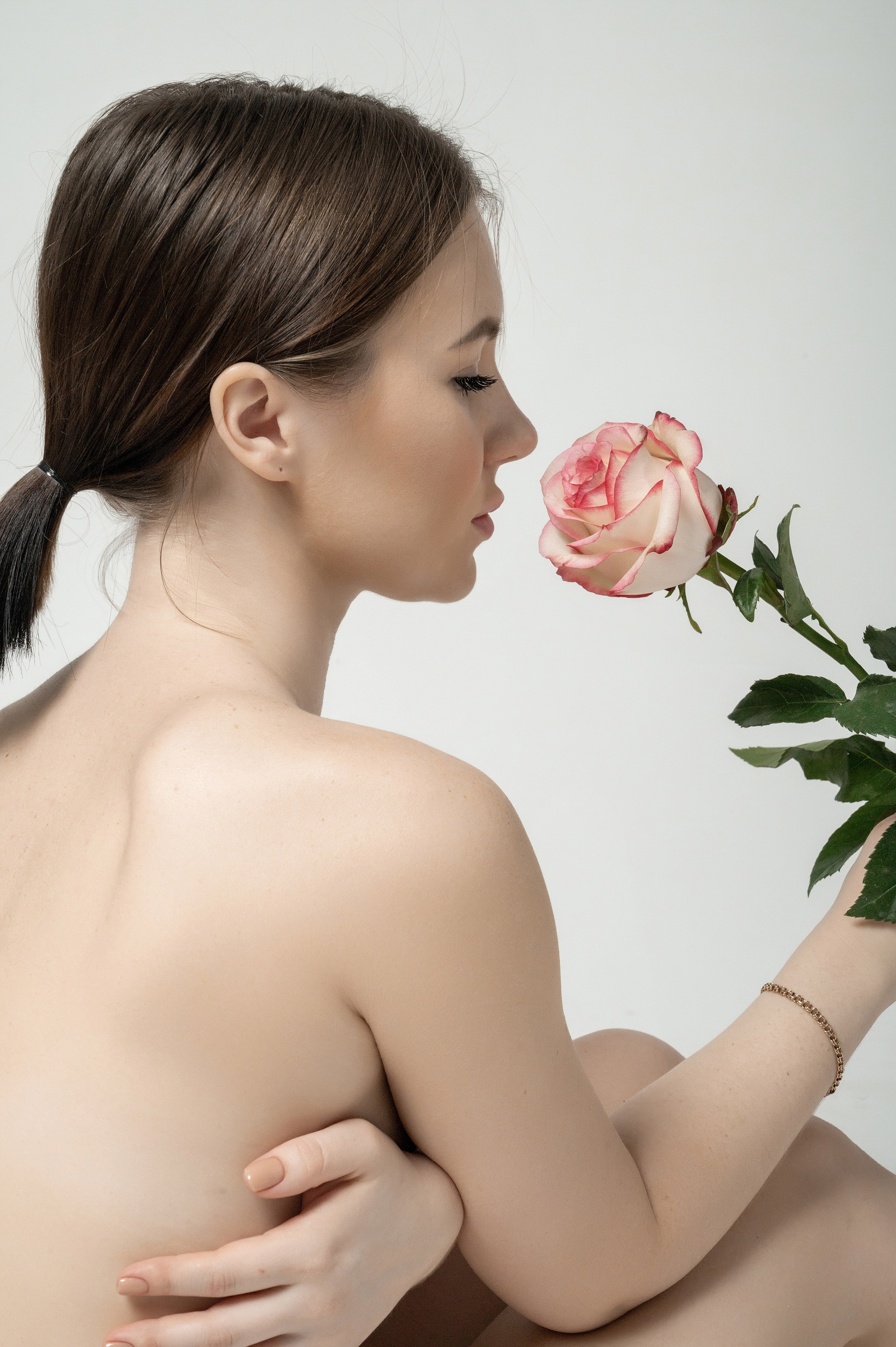 Контент для салона