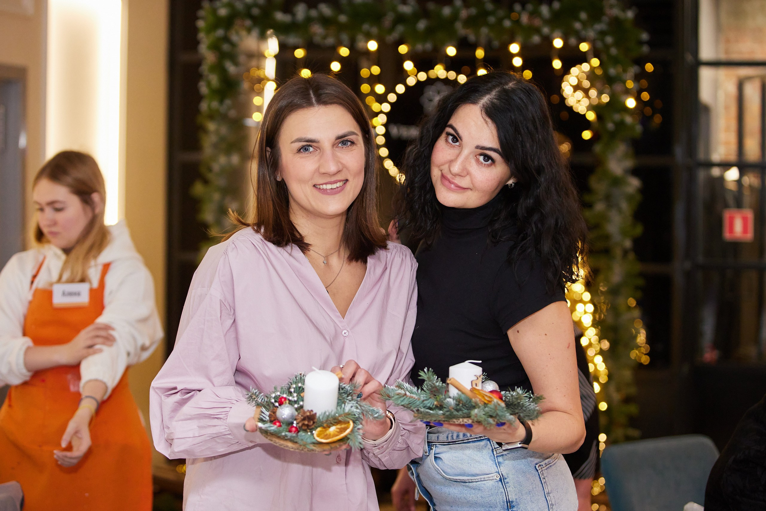 красивый портрет двух девушек