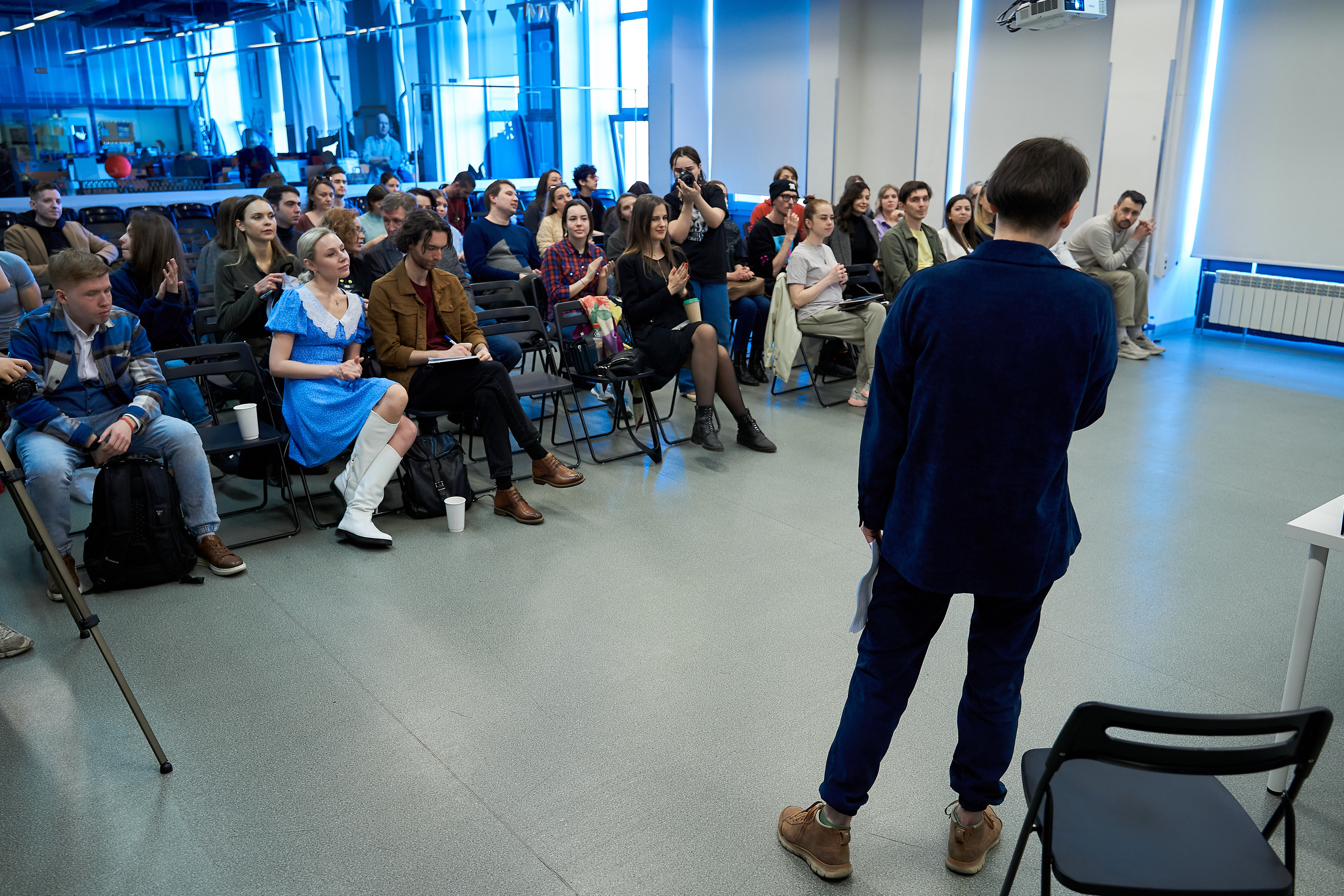 Круглый стол 29-го фестиваля «Святая Анна». Репортажный ивент фотограф в Москве Александр Гладкий