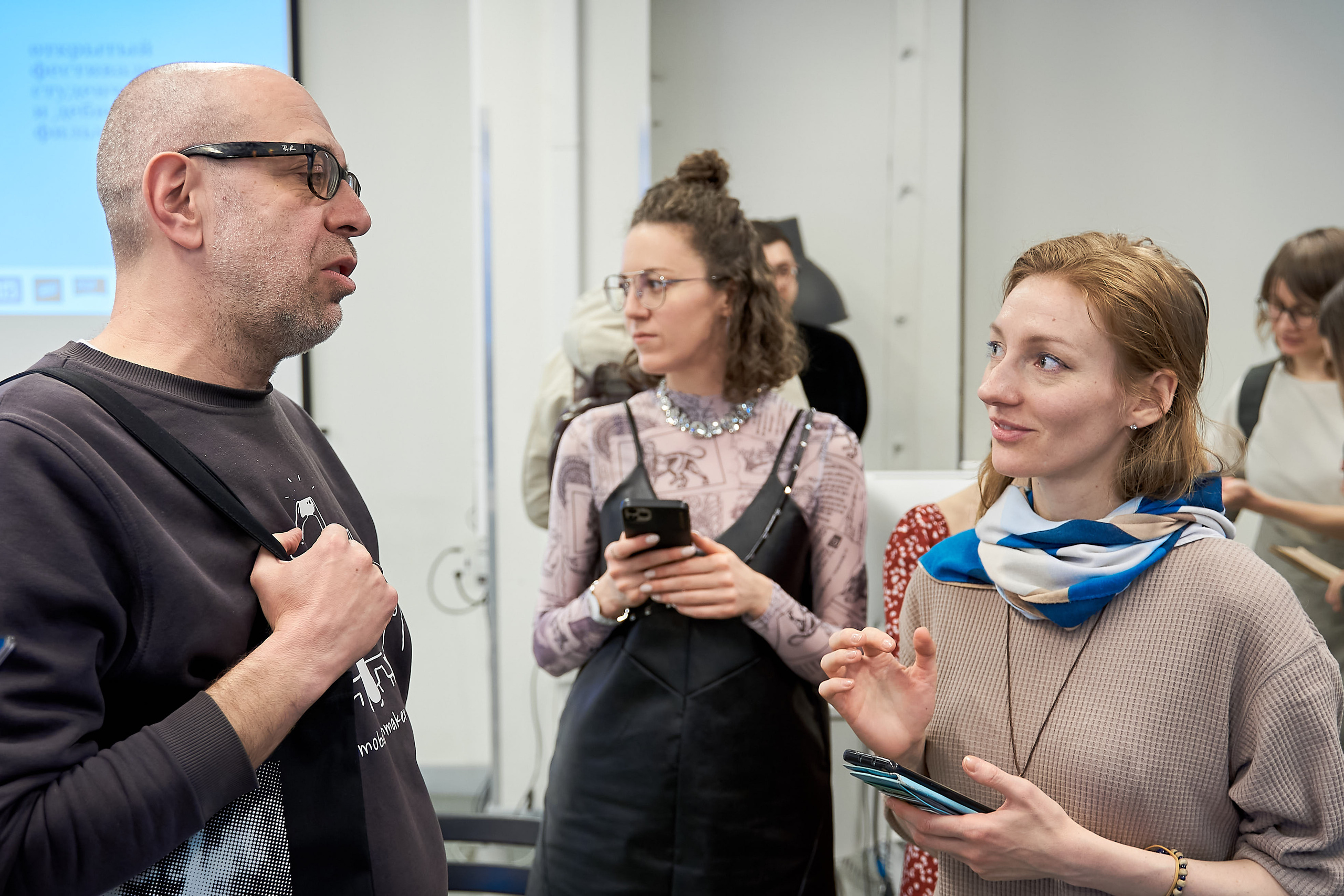 Круглый стол 29-го фестиваля «Святая Анна». Репортажный ивент фотограф в Москве Александр Гладкий