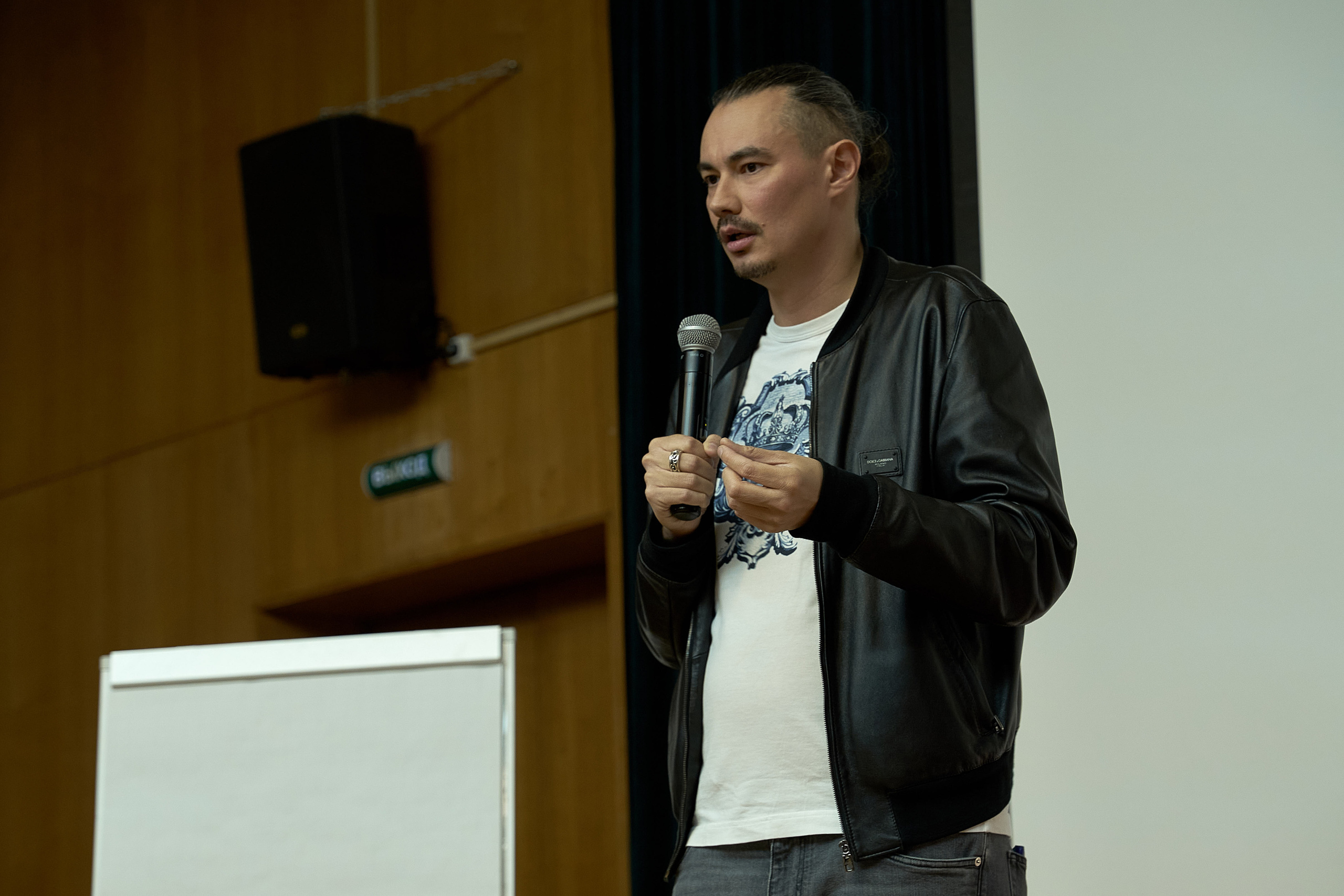 Жора Крыжовников на открытии фестиваля Святая Анна 29. Reportage event photographer in Moscow Alexander Gladkiy