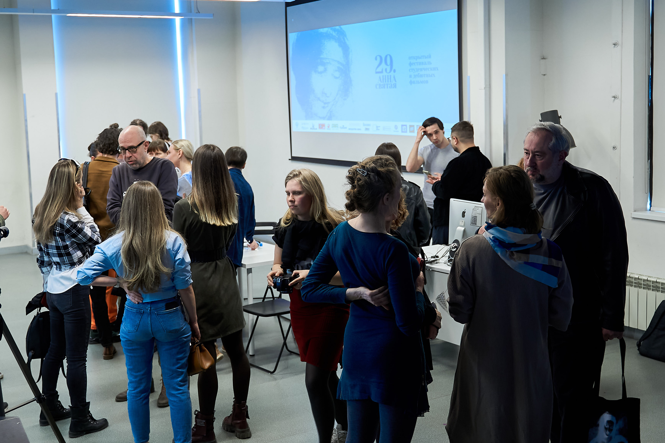Круглый стол 29-го фестиваля «Святая Анна». Репортажный ивент фотограф в Москве Александр Гладкий
