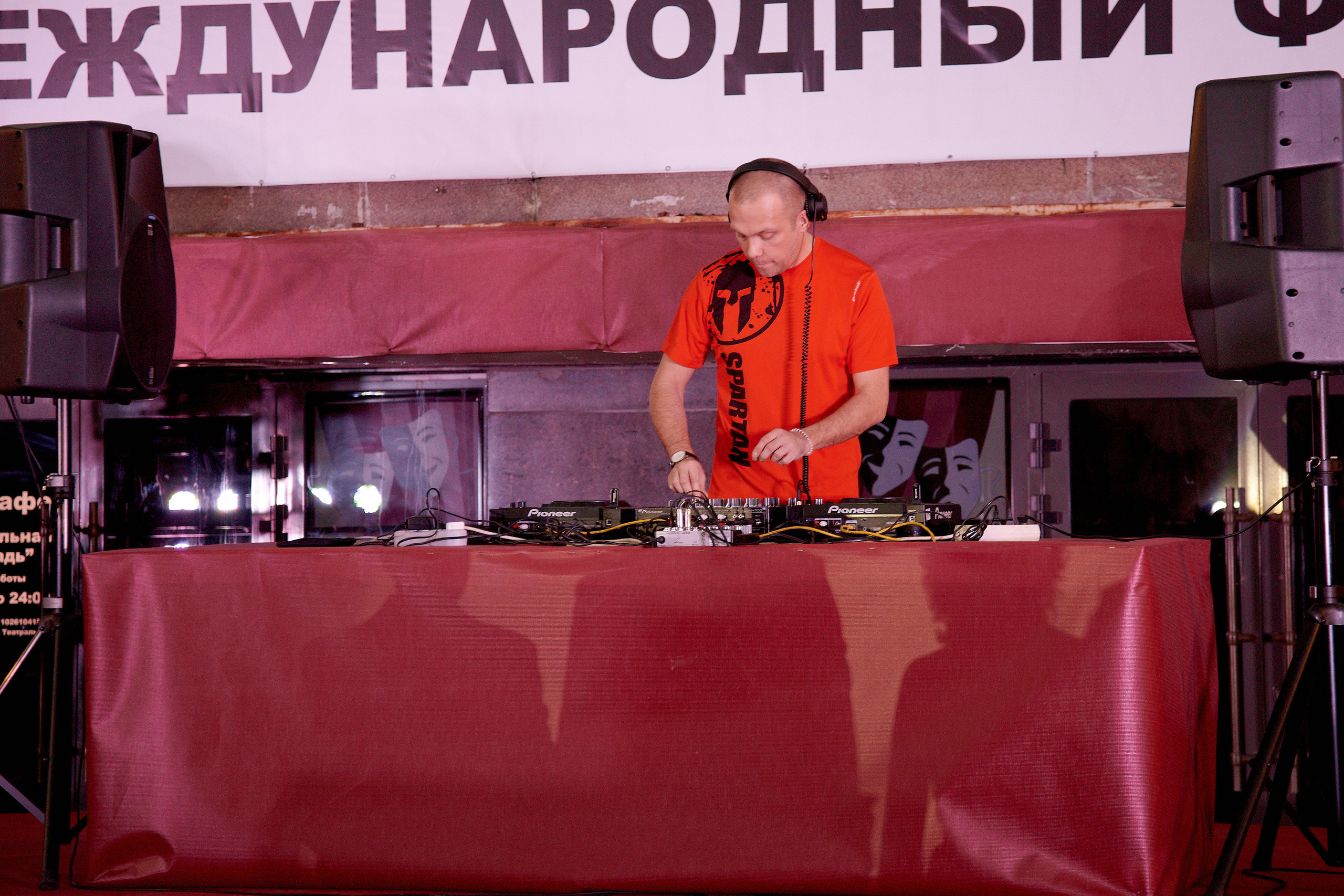 Событийный репортажный фотограф в Москве, цены и бронирование даты. Репортажный ивент фотограф в Москве Александр Гладкий