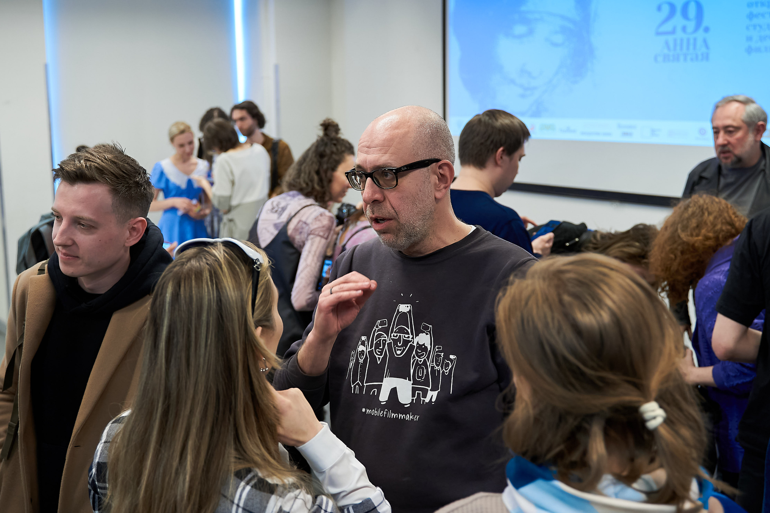 Круглый стол 29-го фестиваля «Святая Анна». Репортажный ивент фотограф в Москве Александр Гладкий