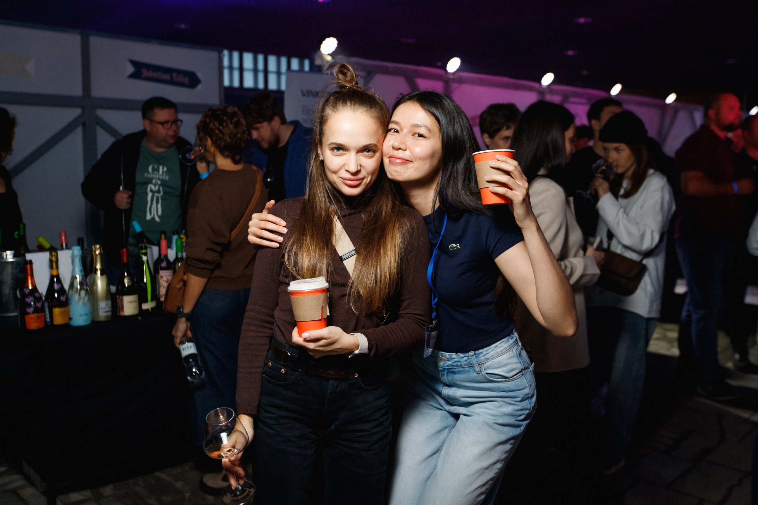 КРУГОСВЕТКА — ВИННЫЙ ФЕСТИВАЛЬ. СВОИ. ФОТООТЧЕТЫ-СОБЫТИЯ-МЕСТА