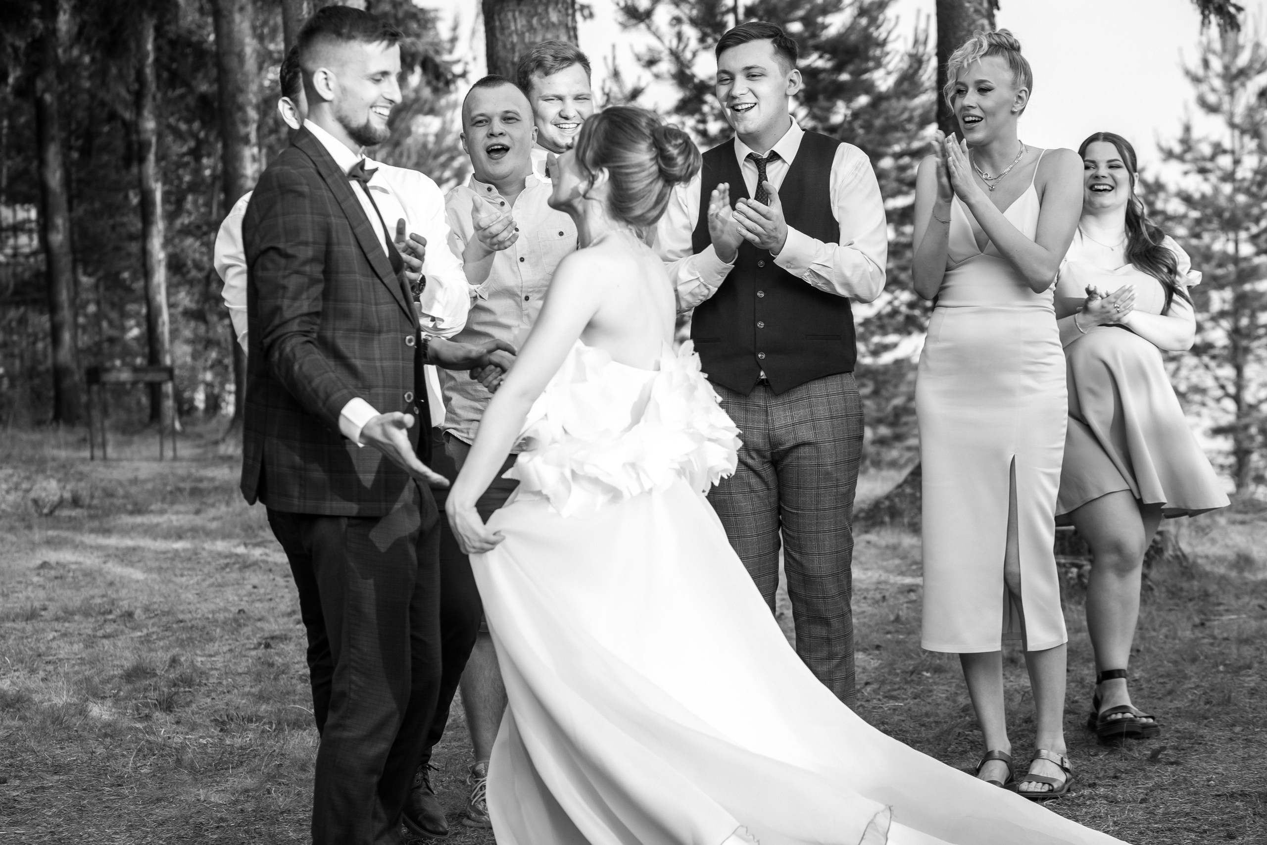 А & Ю | Камерная свадьба под открытым небом. Свадебный фотограф Настя Шелл г. Череповец