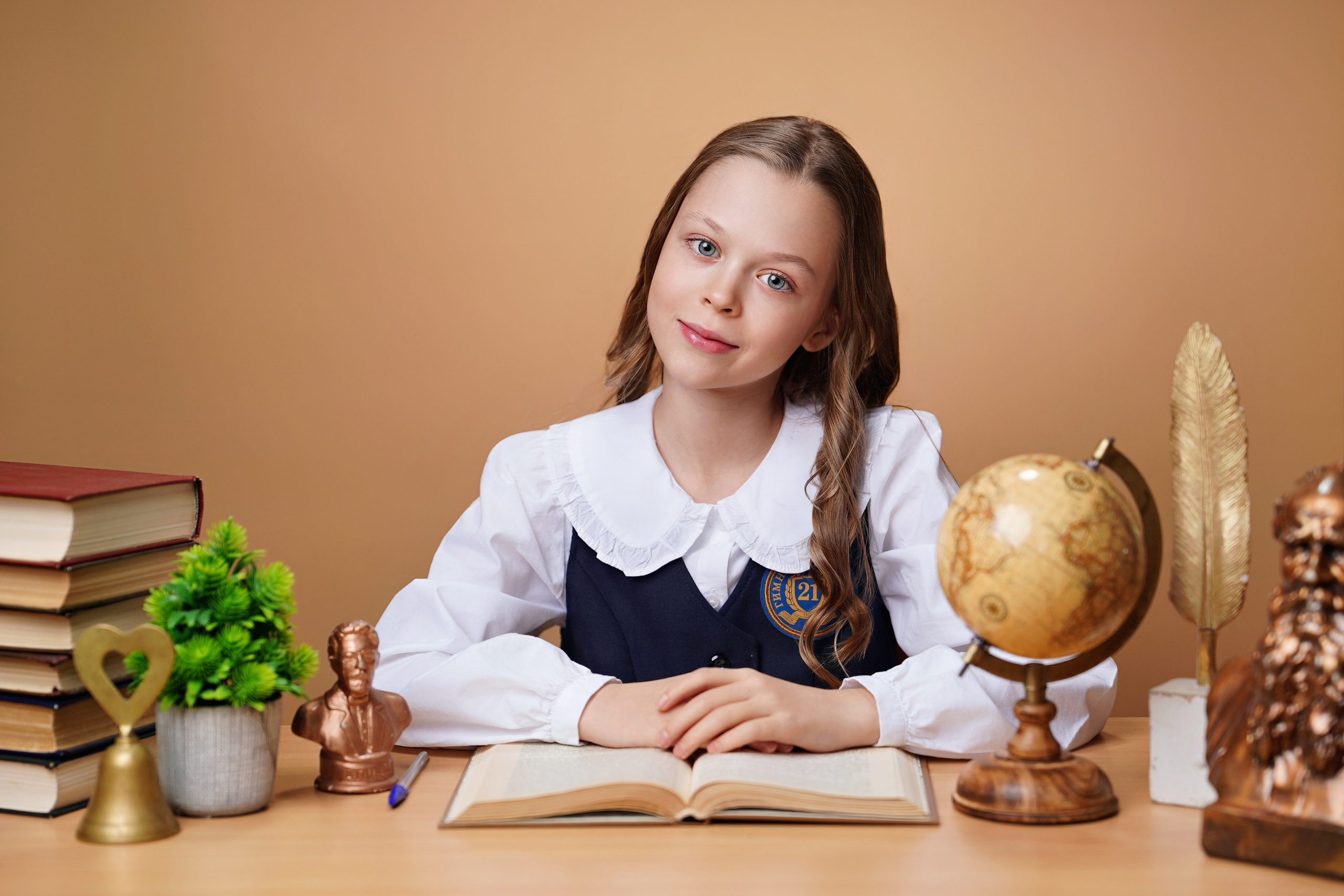 Стили портретов в начальной школе. GOTRA — выпускные альбомы в Тюмени