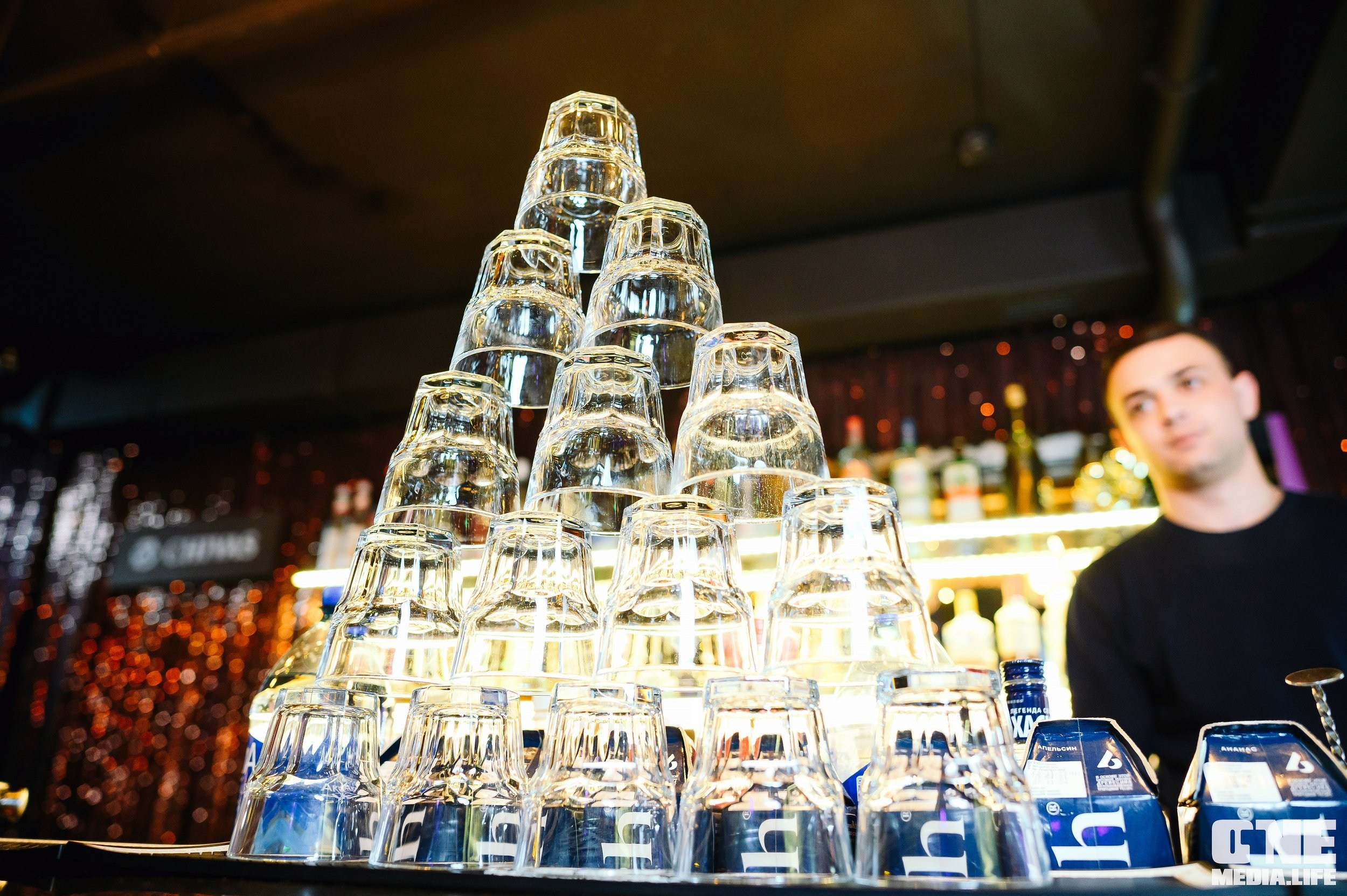 Фоторепортаж из караоке-клуба Эйфория. One Media Life: фоторепортажи, фотоотчеты с мероприятий и заведений