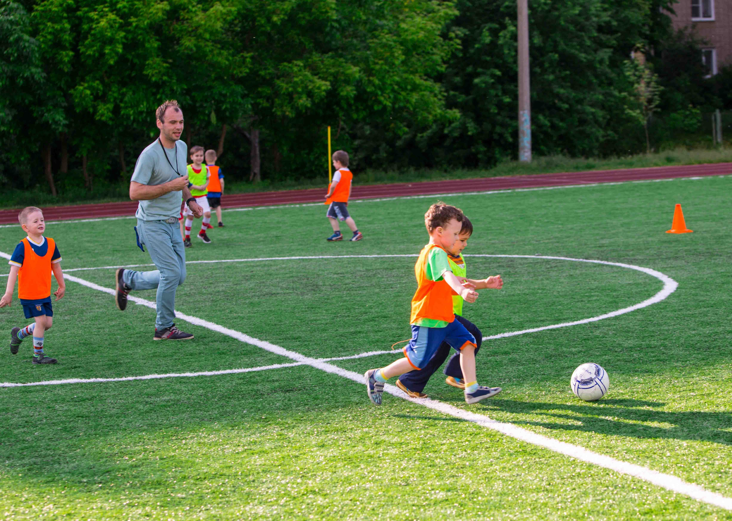 Футбольная школа «Юниор». Выпускные альбомы и школьный фотограф в Подольске, Троицке, Щербинке, Москве и Московской области