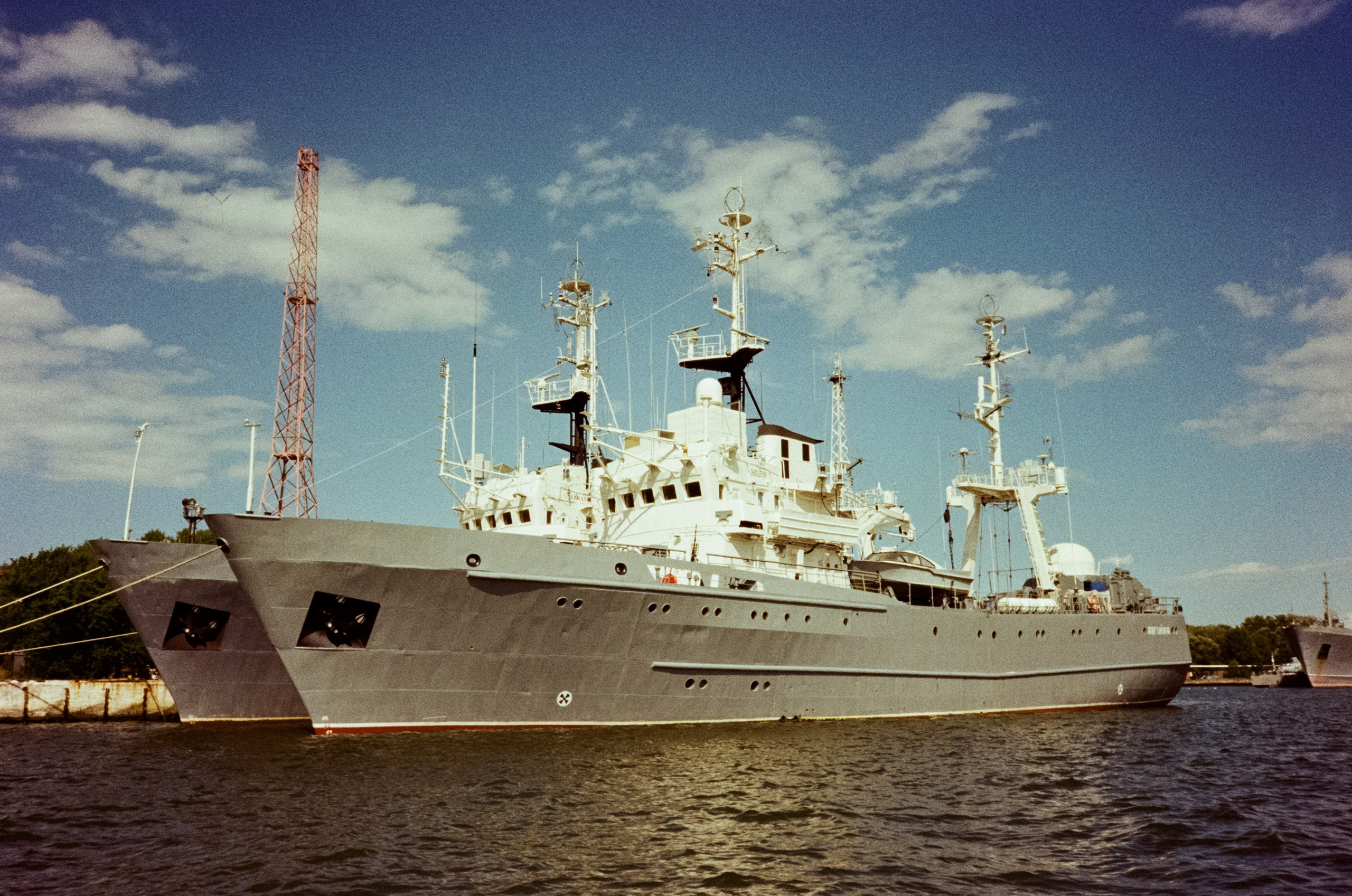 Балтийск. Море, город, корабли и прогулка на катере по Калиниградскому. Фотограф-документалист Мария Осокина