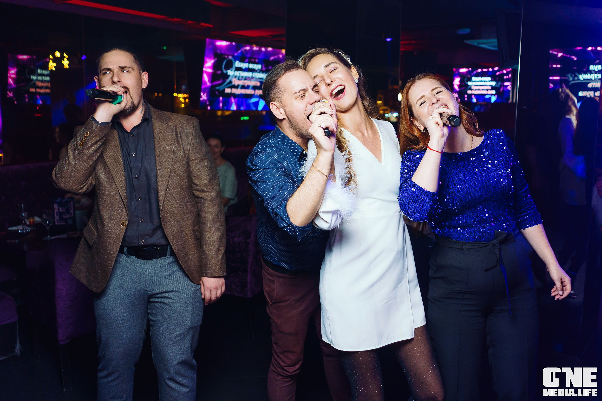 Фоторепортаж из караоке-клуба Эйфория. One Media Life: фоторепортажи, фотоотчеты с мероприятий и заведений