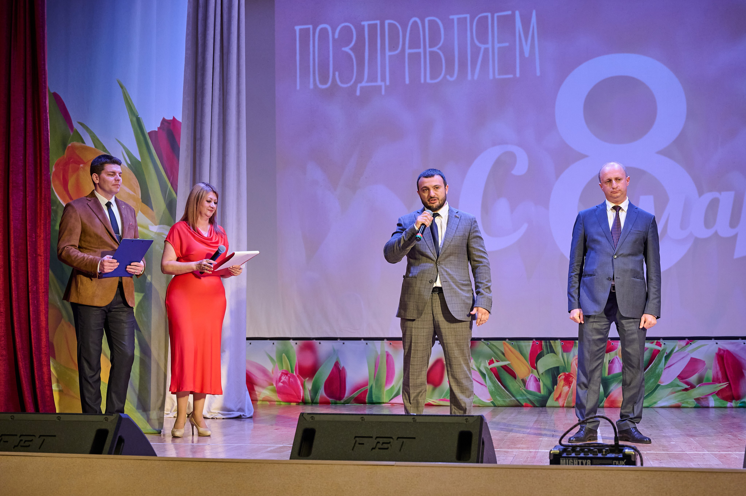 8 марта Кабардинка. Жизнь курорта Кабардинка в фотографиях