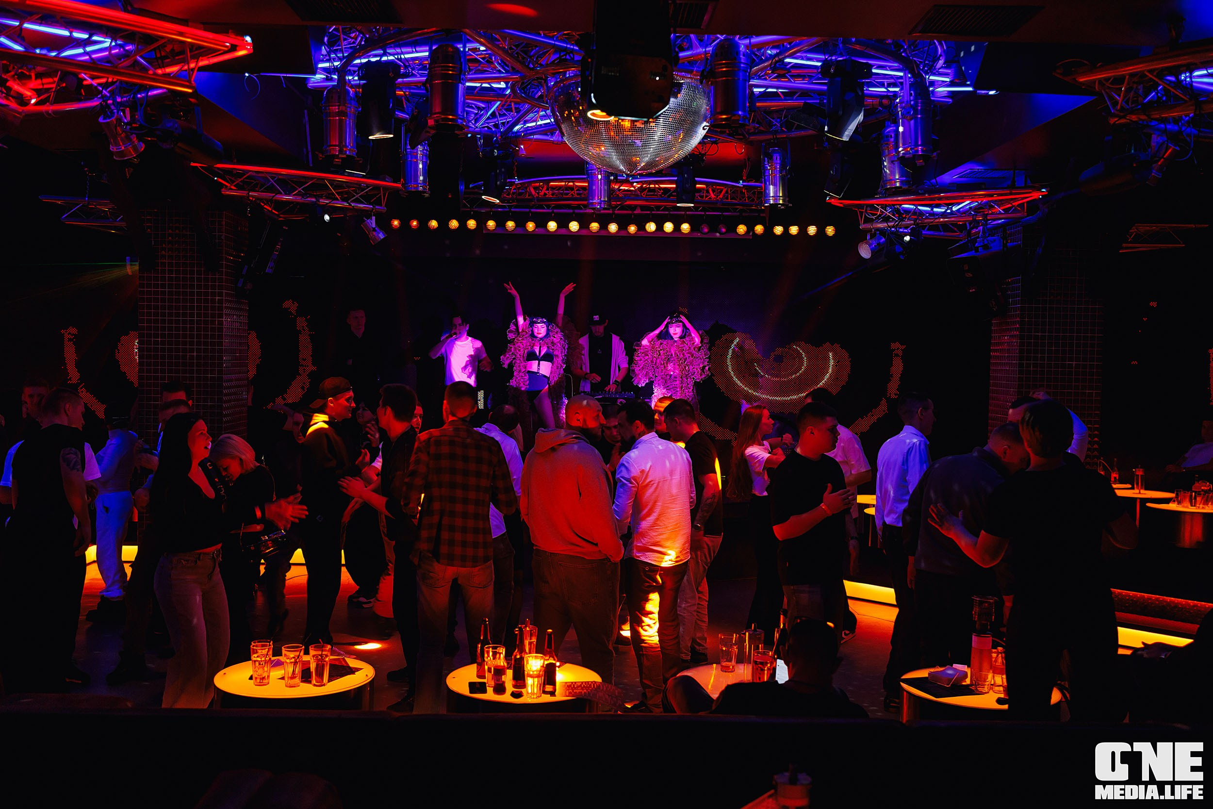 Фоторепортаж из РК Планета. One Media Life: фоторепортажи, фотоотчеты с мероприятий и заведений