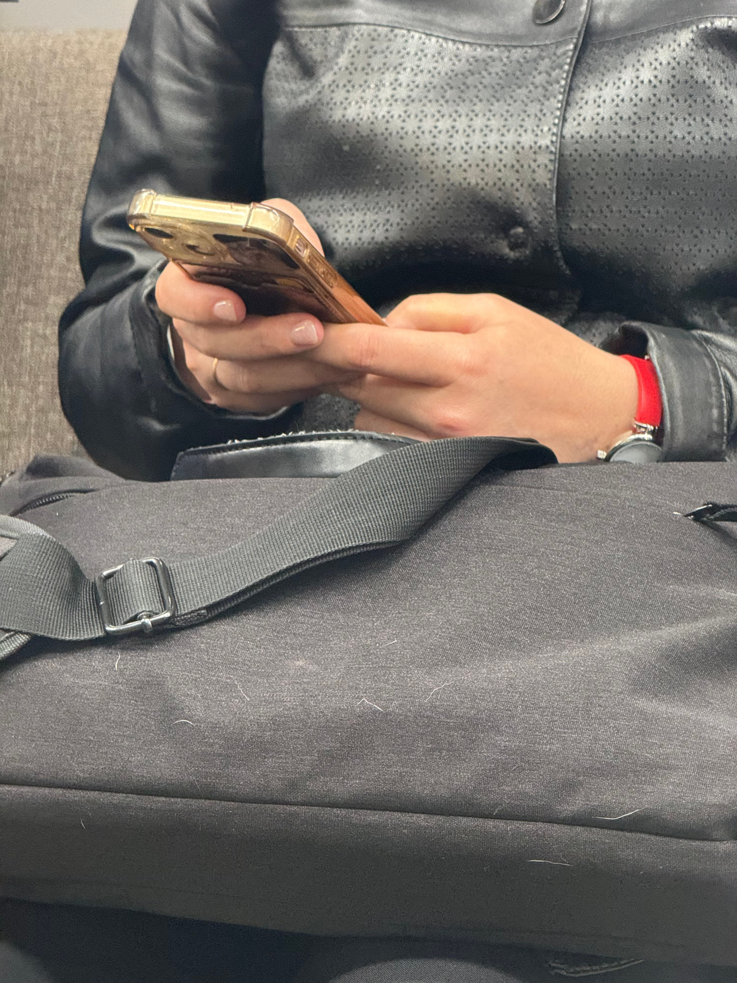 #руки_незнакомцев. Главная