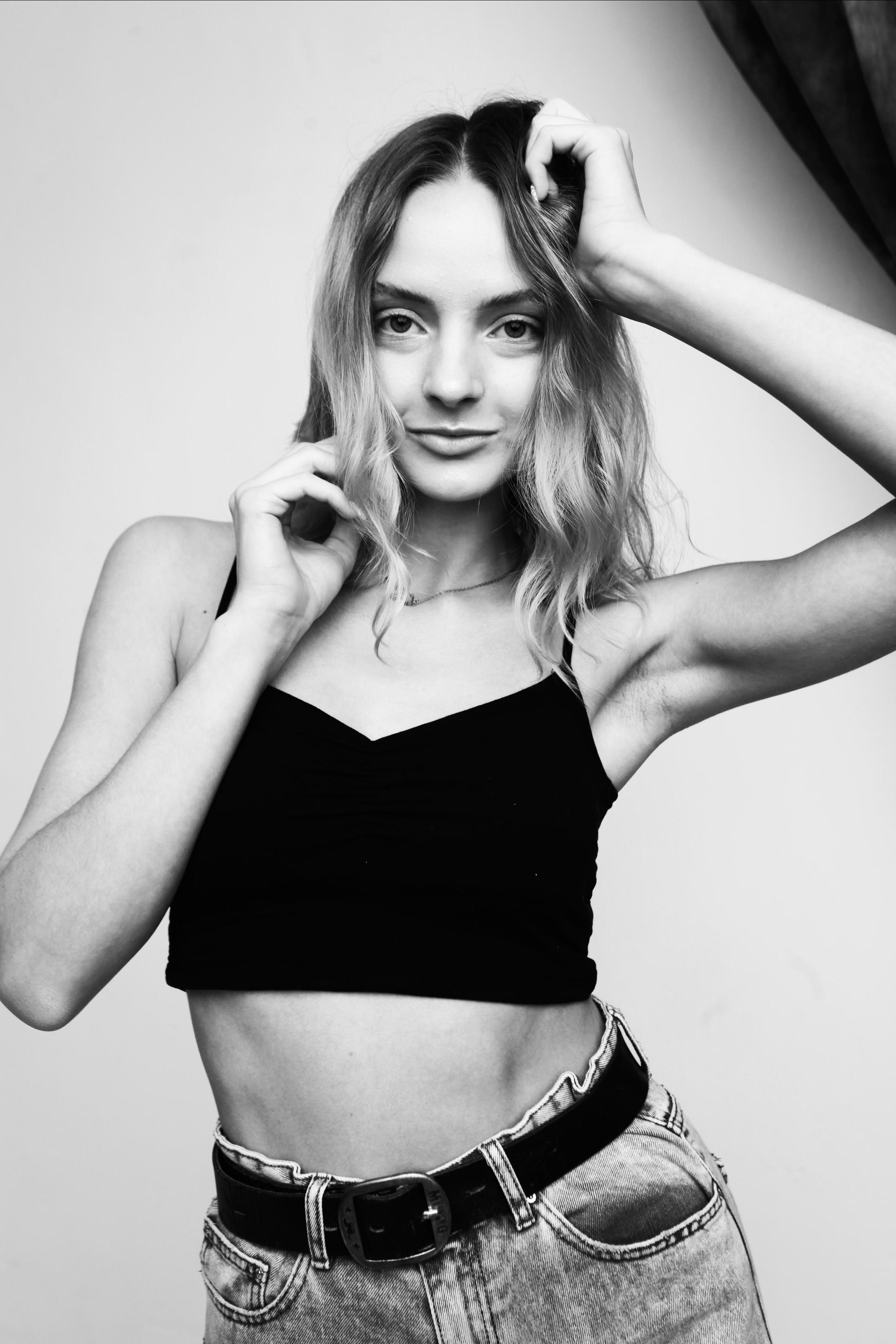 Съёмка в фотостудии на белом фоне в Спб фото Владимир Лёвин