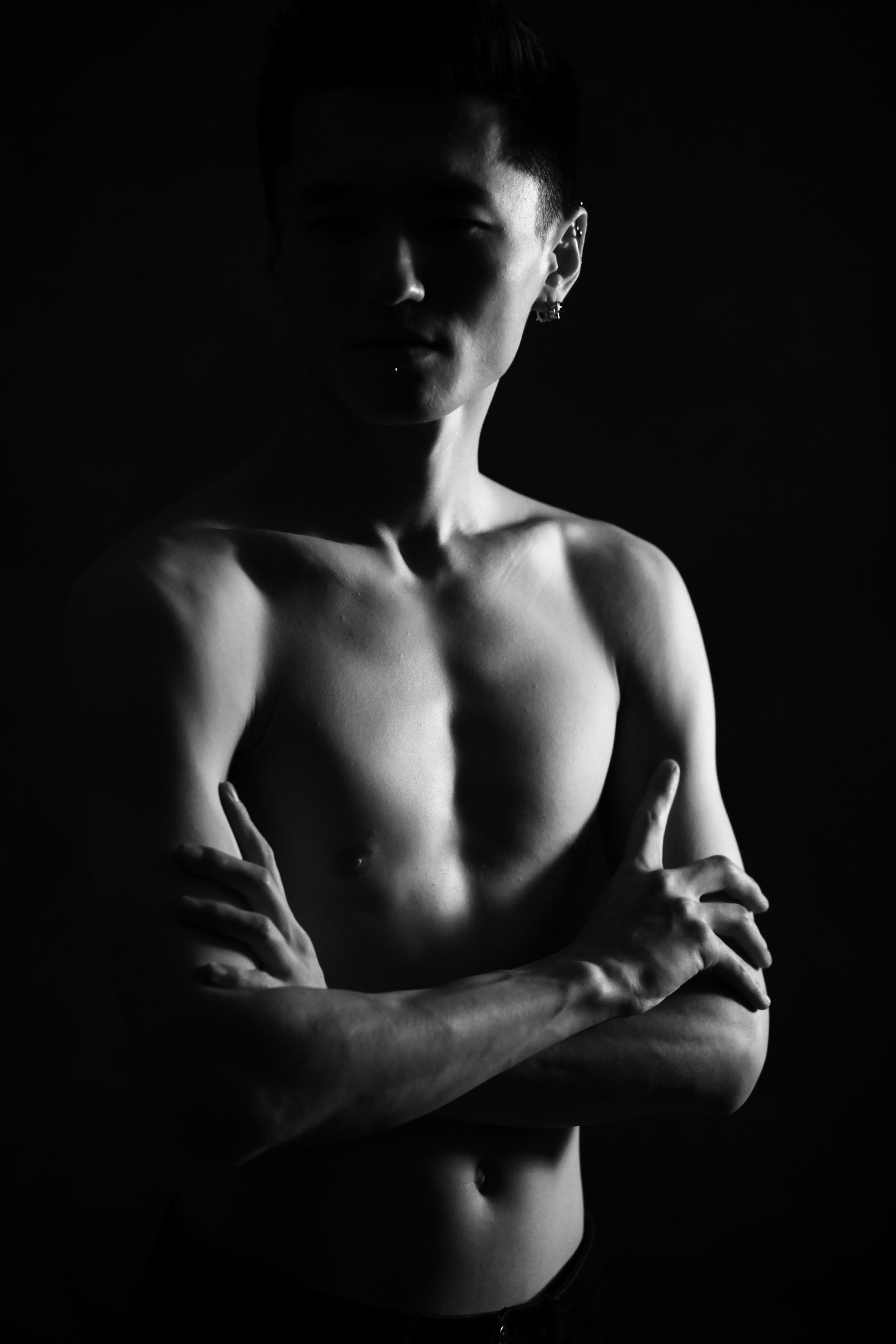 снимок в тёмной тональности с занятий фотошколы Спб фото Владимир Лёвин